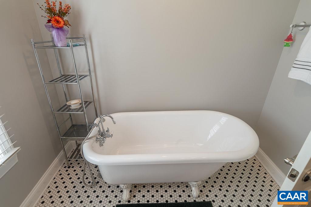 144 HIGH PEAK LN, SHIPMAN, Virginia 22971, 3 Bedrooms Bedrooms, ,3 BathroomsBathrooms,Residential,144 HIGH PEAK LN,683091 MLS # 683091 144 HIGH PEAK LN, SHIPMAN, Virginia 22971, 3 Bedrooms Bedrooms, ,3 BathroomsBathrooms,Residential,144 HIGH PEAK LN,683091 MLS # 683091