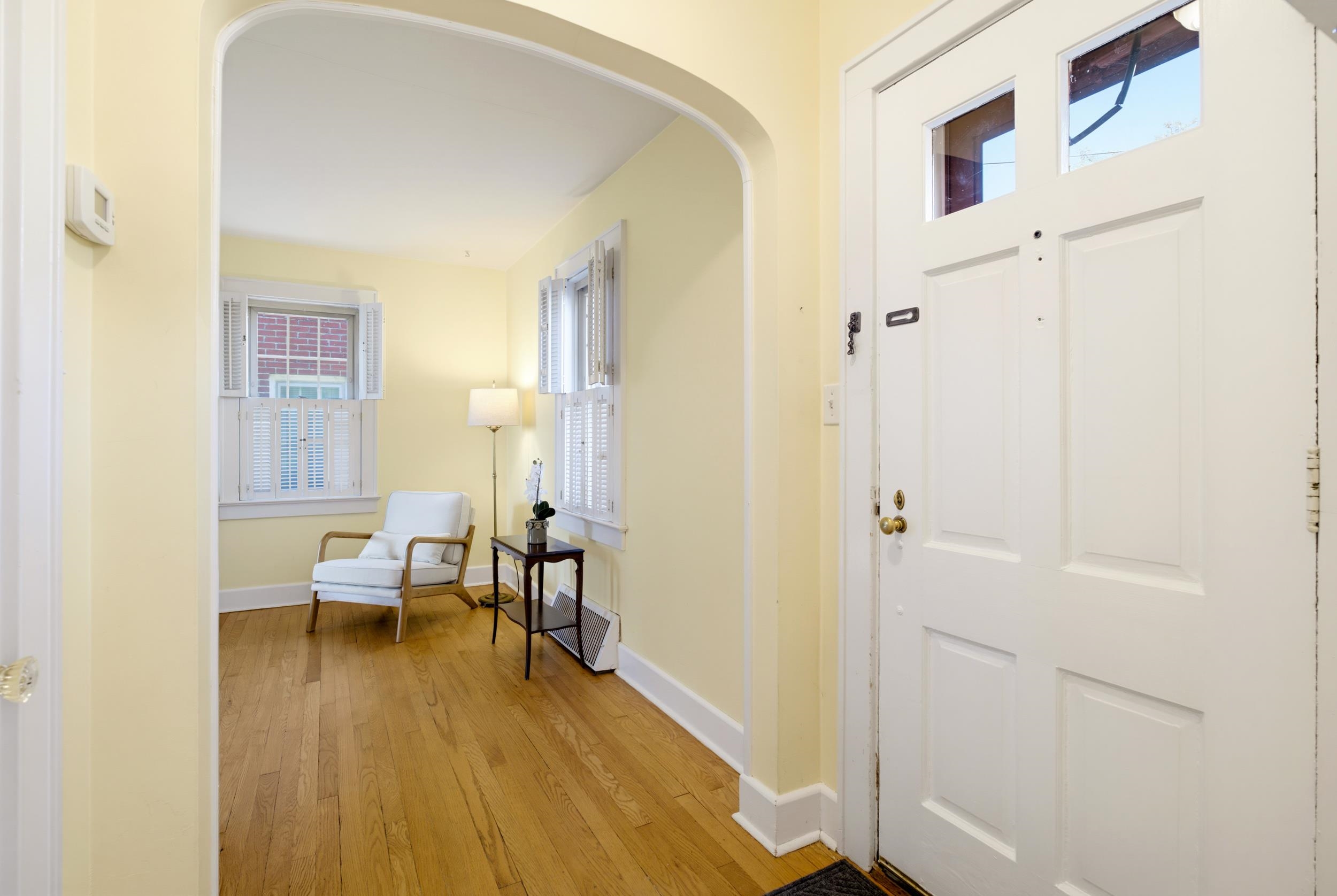 117 WILLIAMS ST, STAUNTON, Virginia 24401, 2 Bedrooms Bedrooms, ,1 BathroomBathrooms,Residential,117 WILLIAMS ST,683095 MLS # 683095 117 WILLIAMS ST, STAUNTON, Virginia 24401, 2 Bedrooms Bedrooms, ,1 BathroomBathrooms,Residential,117 WILLIAMS ST,683095 MLS # 683095