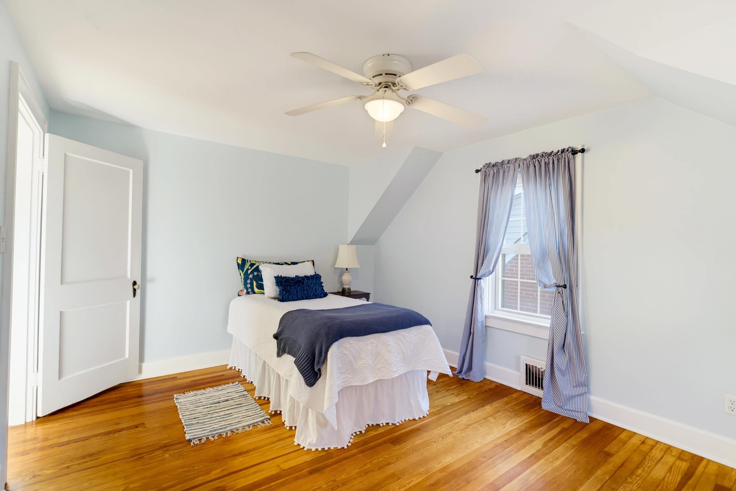 117 WILLIAMS ST, STAUNTON, Virginia 24401, 2 Bedrooms Bedrooms, ,1 BathroomBathrooms,Residential,117 WILLIAMS ST,683095 MLS # 683095 117 WILLIAMS ST, STAUNTON, Virginia 24401, 2 Bedrooms Bedrooms, ,1 BathroomBathrooms,Residential,117 WILLIAMS ST,683095 MLS # 683095