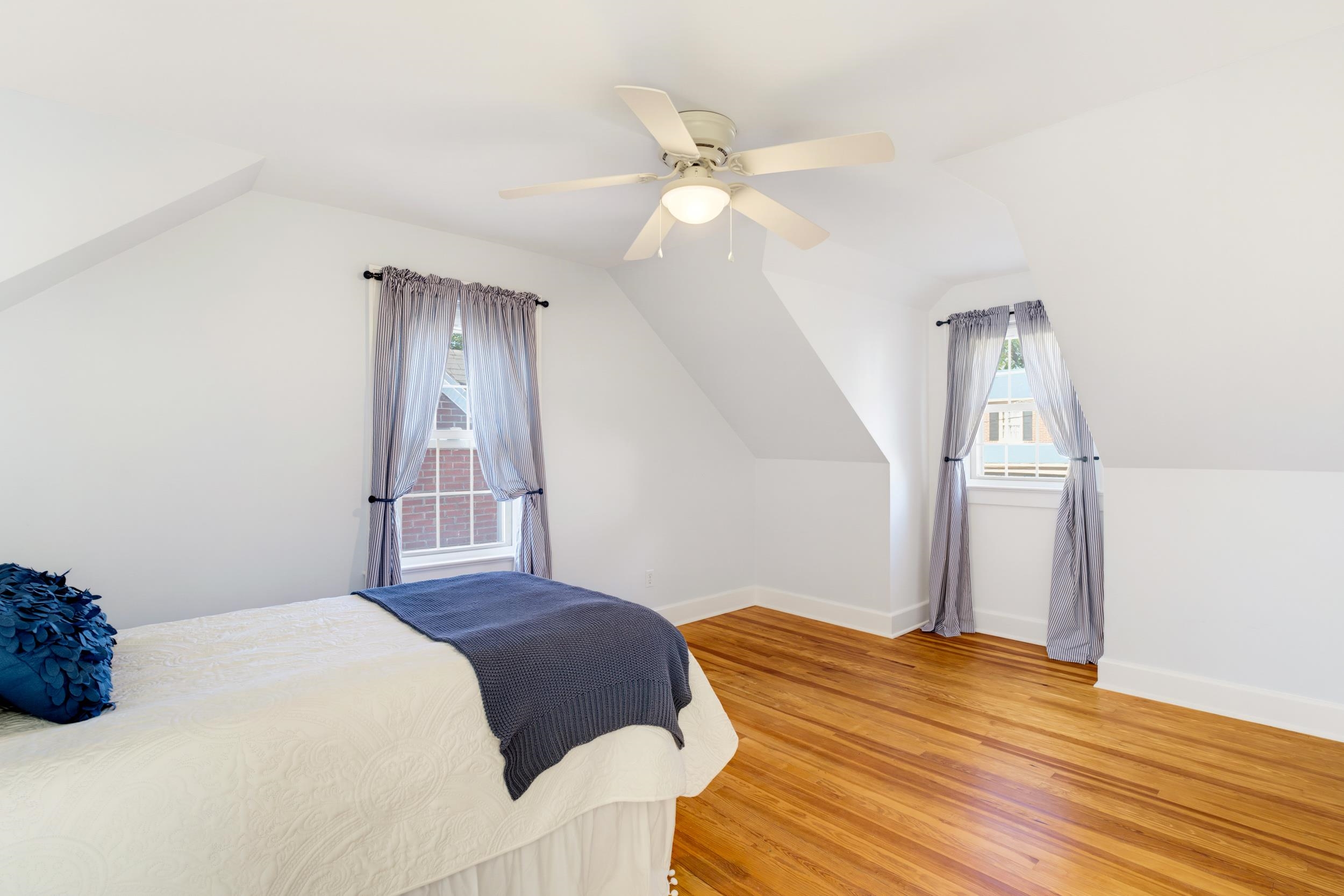 117 WILLIAMS ST, STAUNTON, Virginia 24401, 2 Bedrooms Bedrooms, ,1 BathroomBathrooms,Residential,117 WILLIAMS ST,683095 MLS # 683095 117 WILLIAMS ST, STAUNTON, Virginia 24401, 2 Bedrooms Bedrooms, ,1 BathroomBathrooms,Residential,117 WILLIAMS ST,683095 MLS # 683095