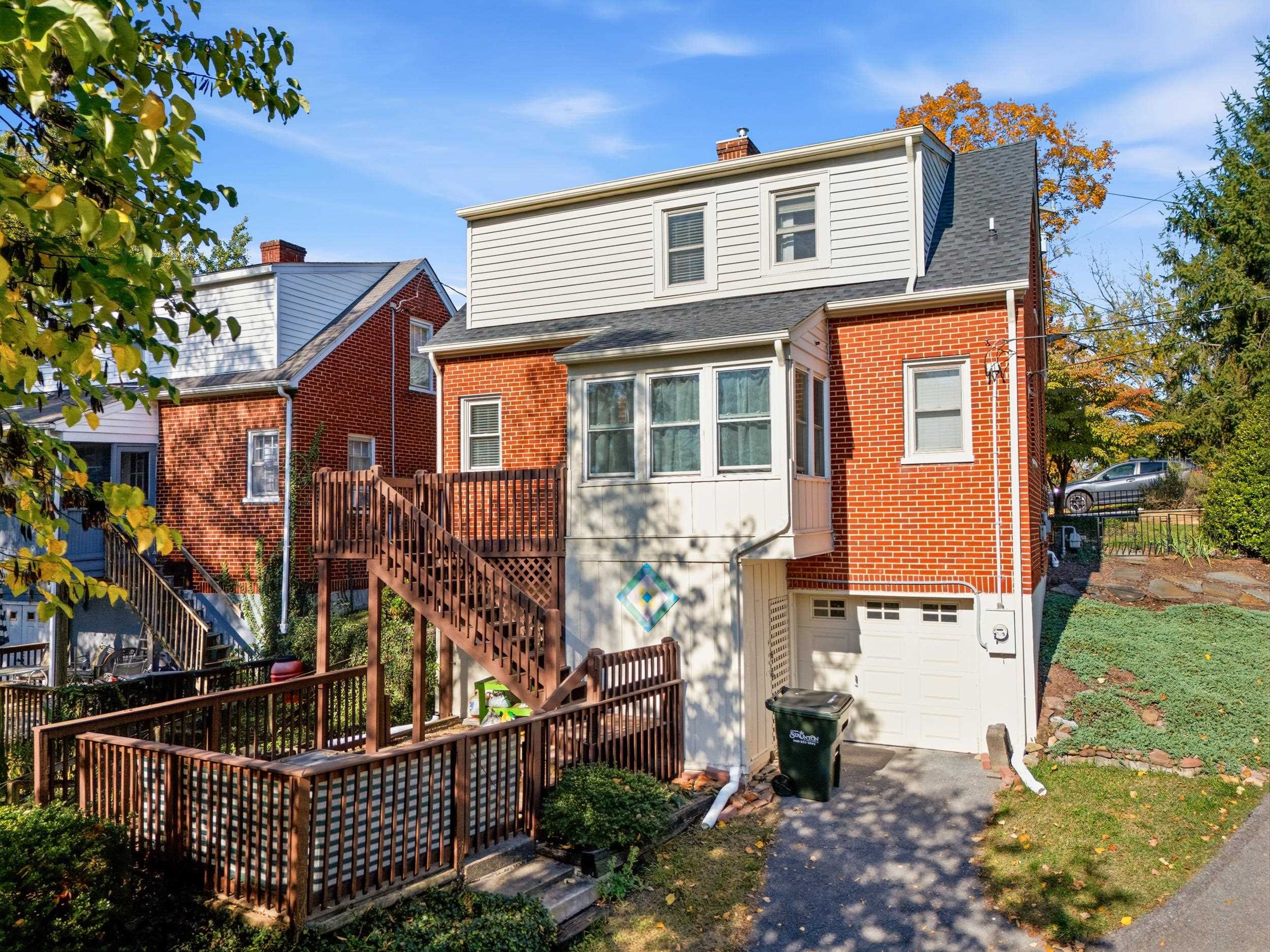 117 WILLIAMS ST, STAUNTON, Virginia 24401, 2 Bedrooms Bedrooms, ,1 BathroomBathrooms,Residential,117 WILLIAMS ST,683095 MLS # 683095 117 WILLIAMS ST, STAUNTON, Virginia 24401, 2 Bedrooms Bedrooms, ,1 BathroomBathrooms,Residential,117 WILLIAMS ST,683095 MLS # 683095