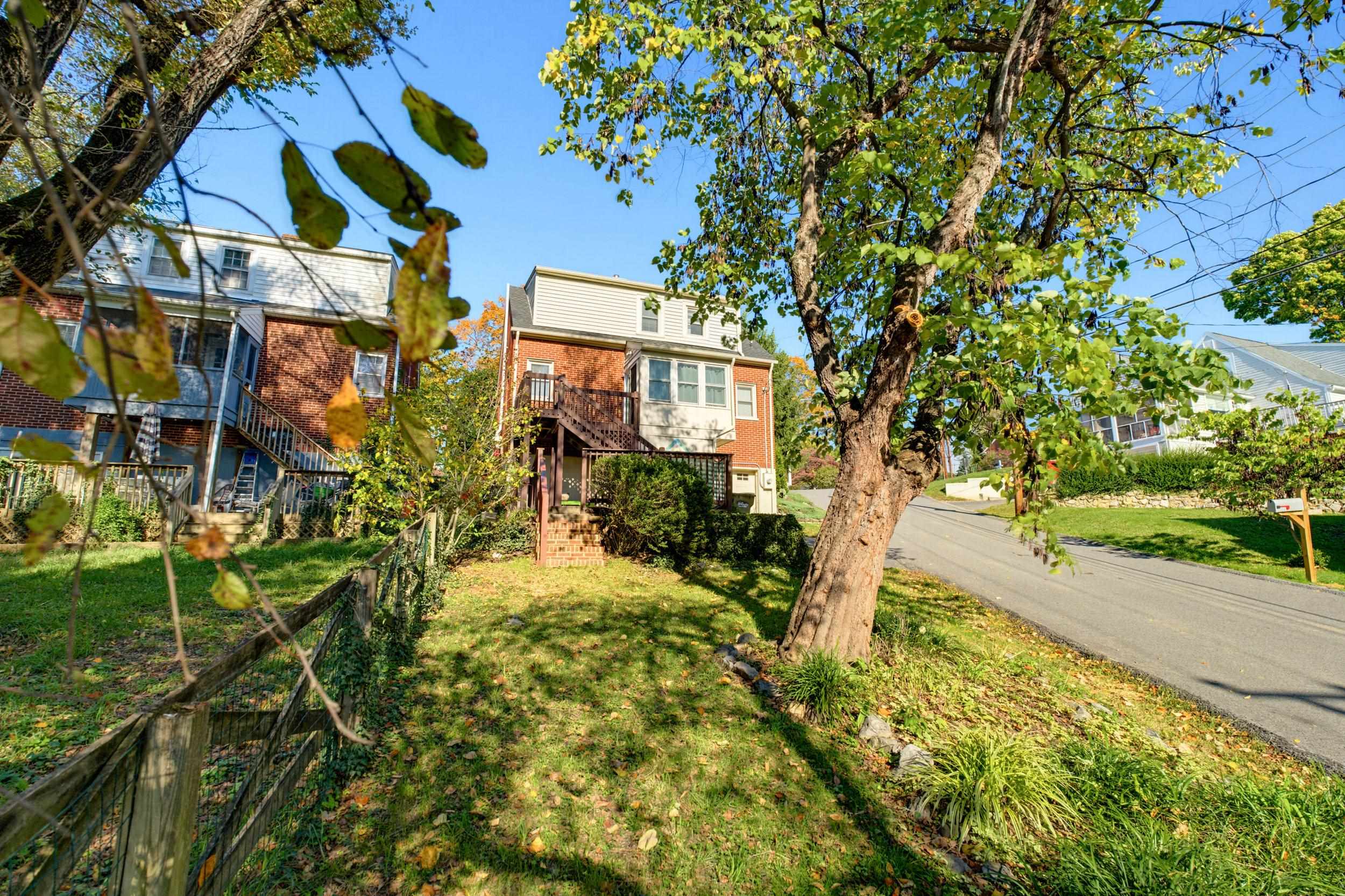 117 WILLIAMS ST, STAUNTON, Virginia 24401, 2 Bedrooms Bedrooms, ,1 BathroomBathrooms,Residential,117 WILLIAMS ST,683095 MLS # 683095 117 WILLIAMS ST, STAUNTON, Virginia 24401, 2 Bedrooms Bedrooms, ,1 BathroomBathrooms,Residential,117 WILLIAMS ST,683095 MLS # 683095
