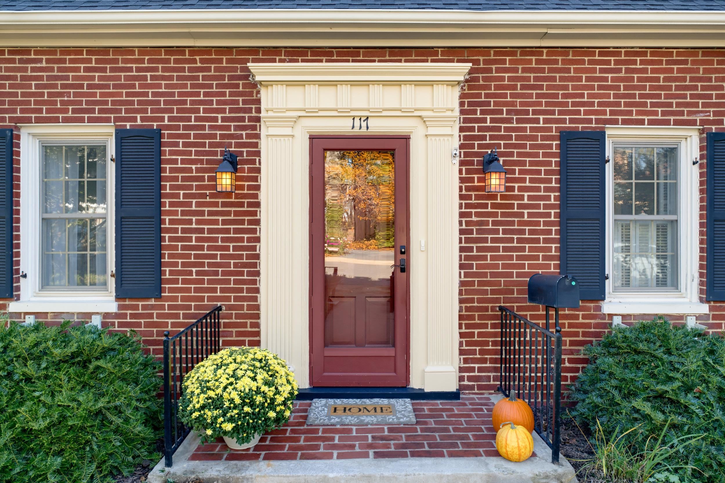 117 WILLIAMS ST, STAUNTON, Virginia 24401, 2 Bedrooms Bedrooms, ,1 BathroomBathrooms,Residential,117 WILLIAMS ST,683095 MLS # 683095 117 WILLIAMS ST, STAUNTON, Virginia 24401, 2 Bedrooms Bedrooms, ,1 BathroomBathrooms,Residential,117 WILLIAMS ST,683095 MLS # 683095