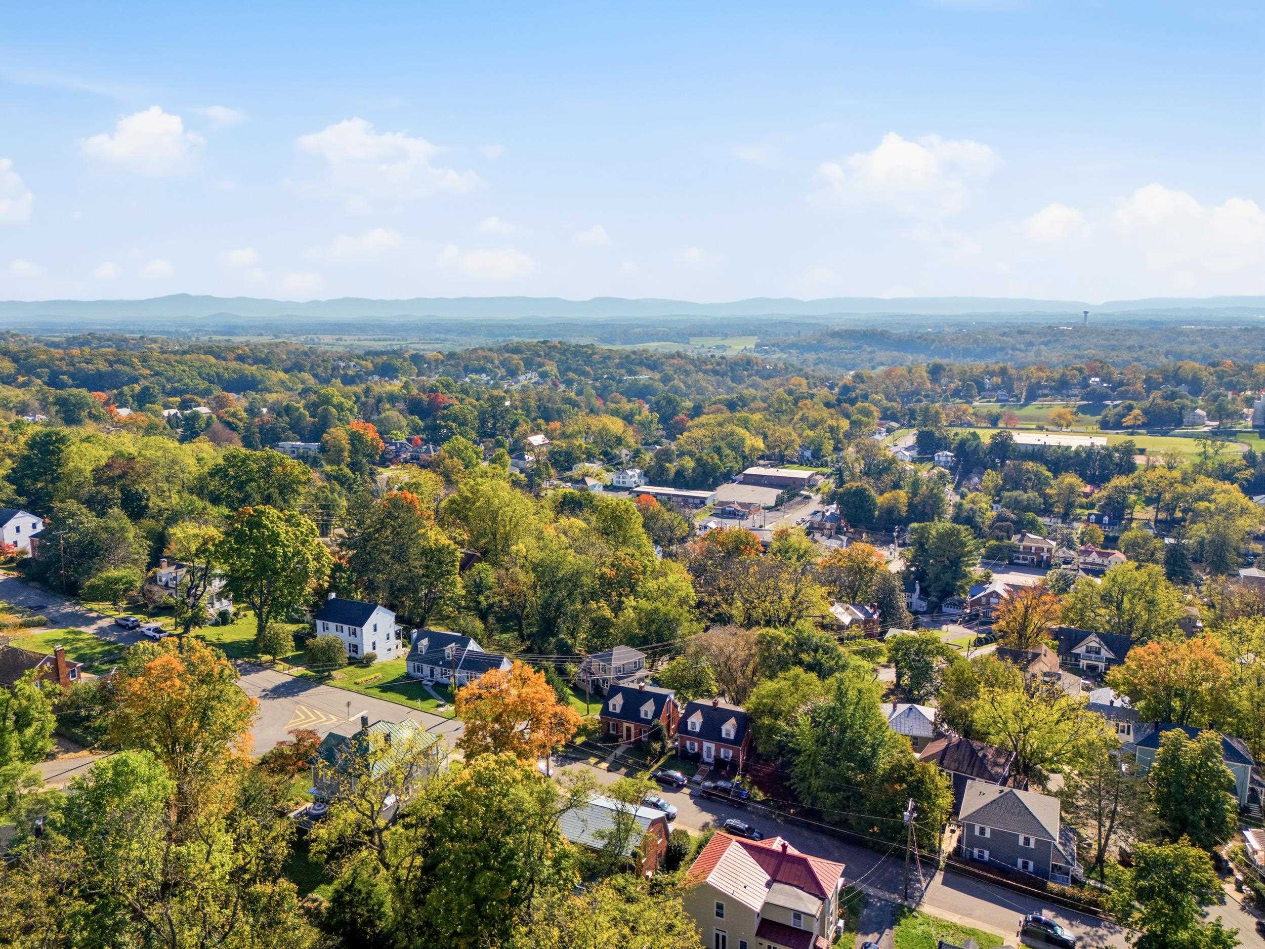 117 WILLIAMS ST, STAUNTON, Virginia 24401, 2 Bedrooms Bedrooms, ,1 BathroomBathrooms,Residential,117 WILLIAMS ST,683095 MLS # 683095 117 WILLIAMS ST, STAUNTON, Virginia 24401, 2 Bedrooms Bedrooms, ,1 BathroomBathrooms,Residential,117 WILLIAMS ST,683095 MLS # 683095