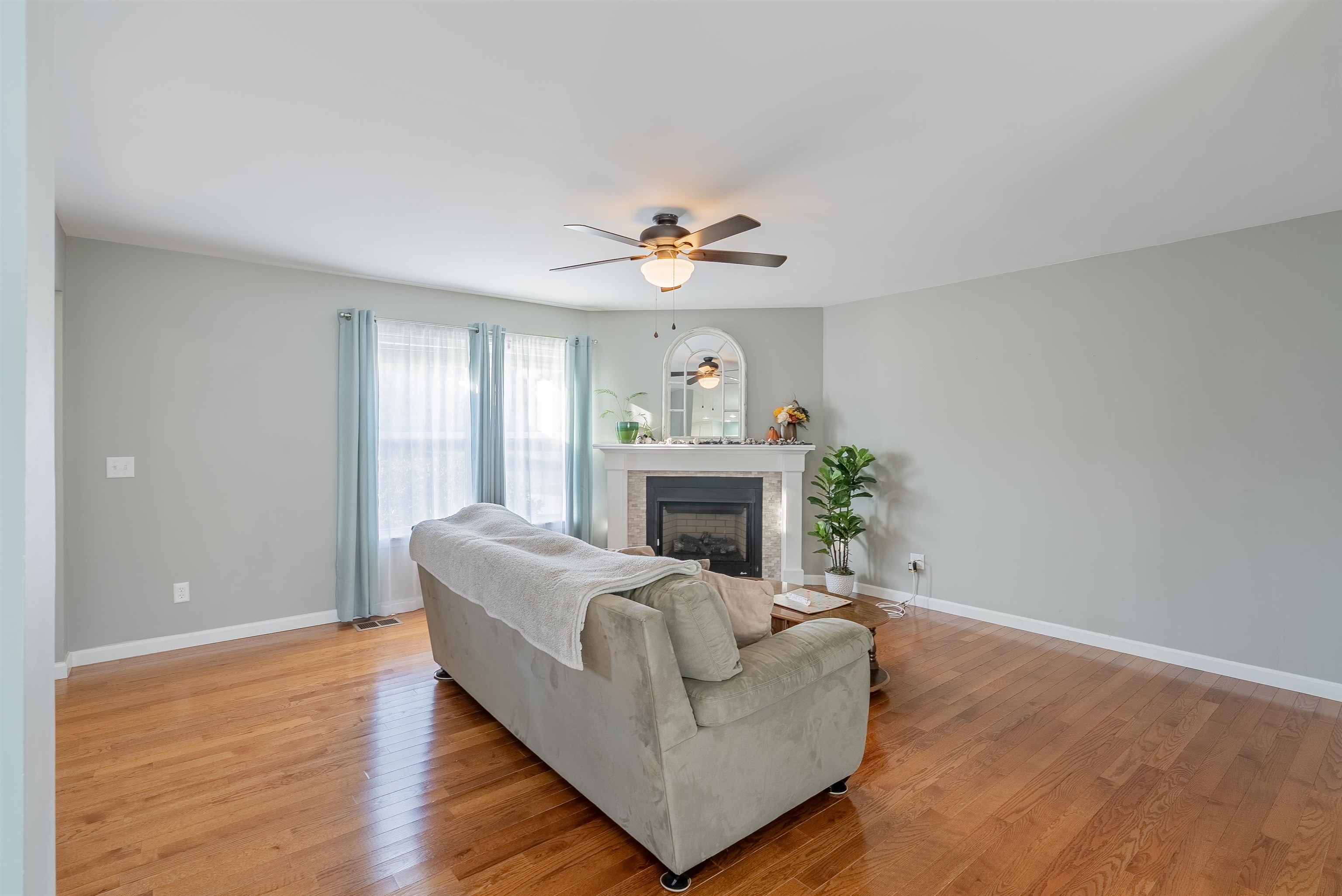 4260 WILTSHIRE ST, ROCKINGHAM, Virginia 22802, 4 Bedrooms Bedrooms, ,2 BathroomsBathrooms,Residential,4260 WILTSHIRE ST,683098 MLS # 683098 4260 WILTSHIRE ST, ROCKINGHAM, Virginia 22802, 4 Bedrooms Bedrooms, ,2 BathroomsBathrooms,Residential,4260 WILTSHIRE ST,683098 MLS # 683098