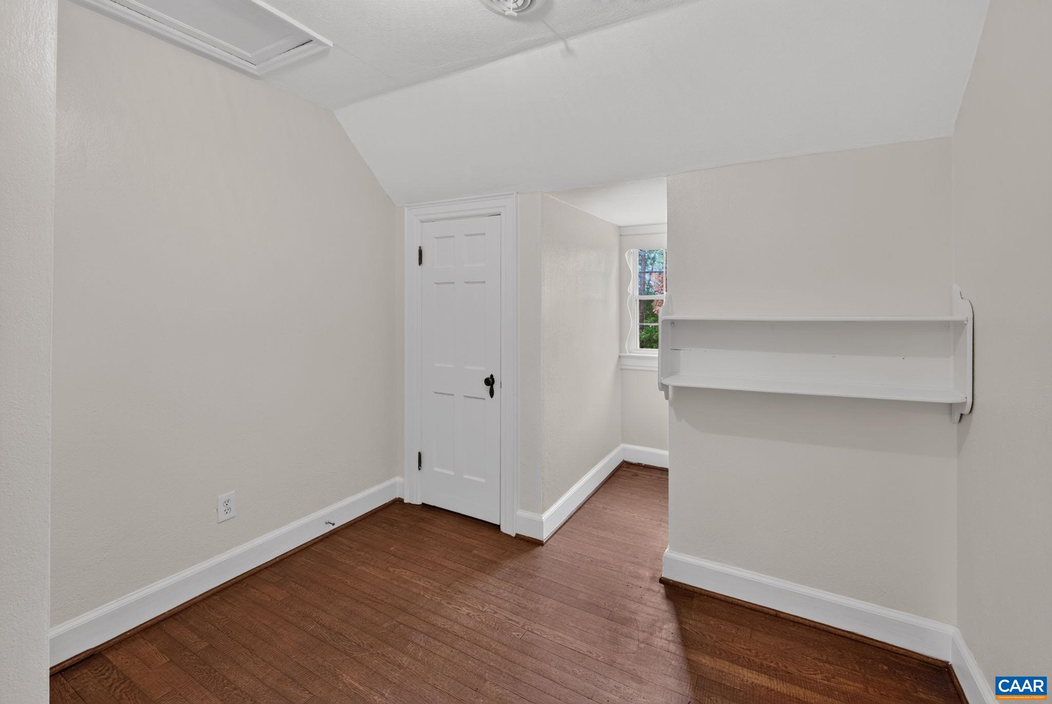 912 LYNDHURST RD, WAYNESBORO, Virginia 22980, 4 Bedrooms Bedrooms, ,2 BathroomsBathrooms,Residential,912 LYNDHURST RD,683100 MLS # 683100 912 LYNDHURST RD, WAYNESBORO, Virginia 22980, 4 Bedrooms Bedrooms, ,2 BathroomsBathrooms,Residential,912 LYNDHURST RD,683100 MLS # 683100