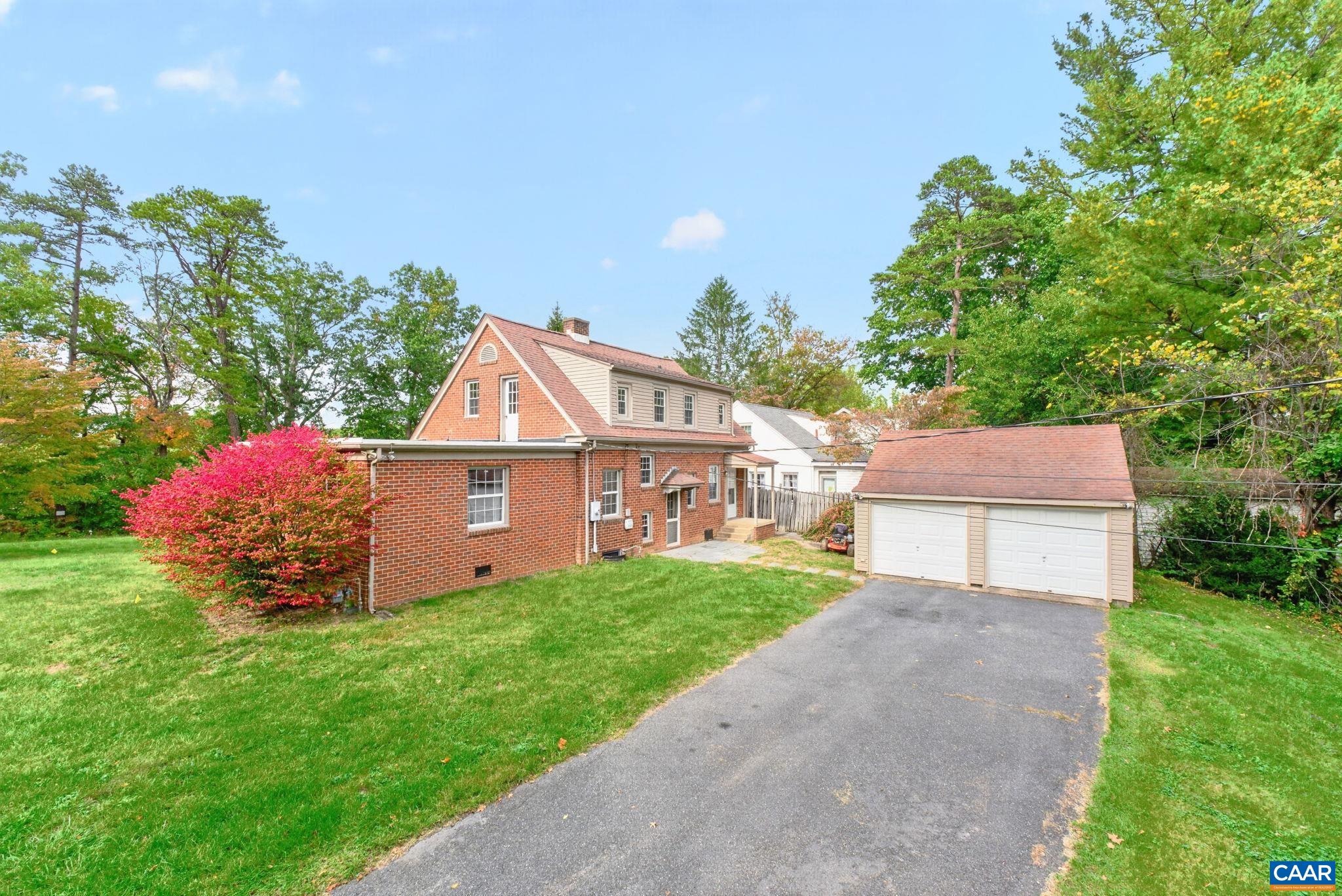 912 LYNDHURST RD, WAYNESBORO, Virginia 22980, 4 Bedrooms Bedrooms, ,2 BathroomsBathrooms,Residential,912 LYNDHURST RD,683100 MLS # 683100 912 LYNDHURST RD, WAYNESBORO, Virginia 22980, 4 Bedrooms Bedrooms, ,2 BathroomsBathrooms,Residential,912 LYNDHURST RD,683100 MLS # 683100