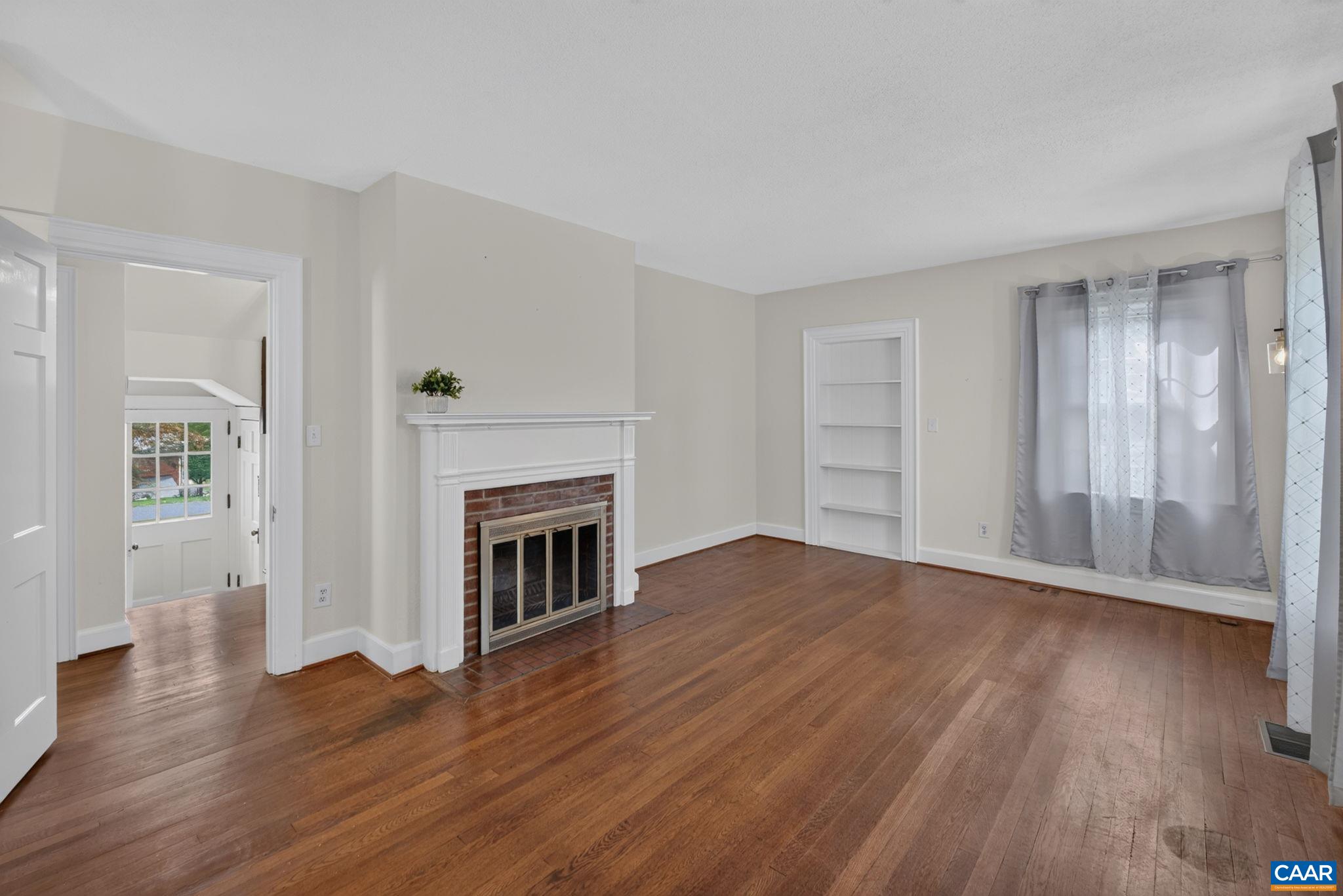 912 LYNDHURST RD, WAYNESBORO, Virginia 22980, 4 Bedrooms Bedrooms, ,2 BathroomsBathrooms,Residential,912 LYNDHURST RD,683100 MLS # 683100 912 LYNDHURST RD, WAYNESBORO, Virginia 22980, 4 Bedrooms Bedrooms, ,2 BathroomsBathrooms,Residential,912 LYNDHURST RD,683100 MLS # 683100