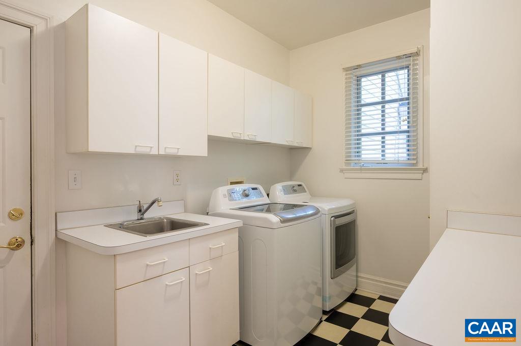 3280 DARBY RD, KESWICK, Virginia 22947, 6 Bedrooms Bedrooms, ,5 BathroomsBathrooms,Residential,3280 DARBY RD,683101 MLS # 683101 3280 DARBY RD, KESWICK, Virginia 22947, 6 Bedrooms Bedrooms, ,5 BathroomsBathrooms,Residential,3280 DARBY RD,683101 MLS # 683101