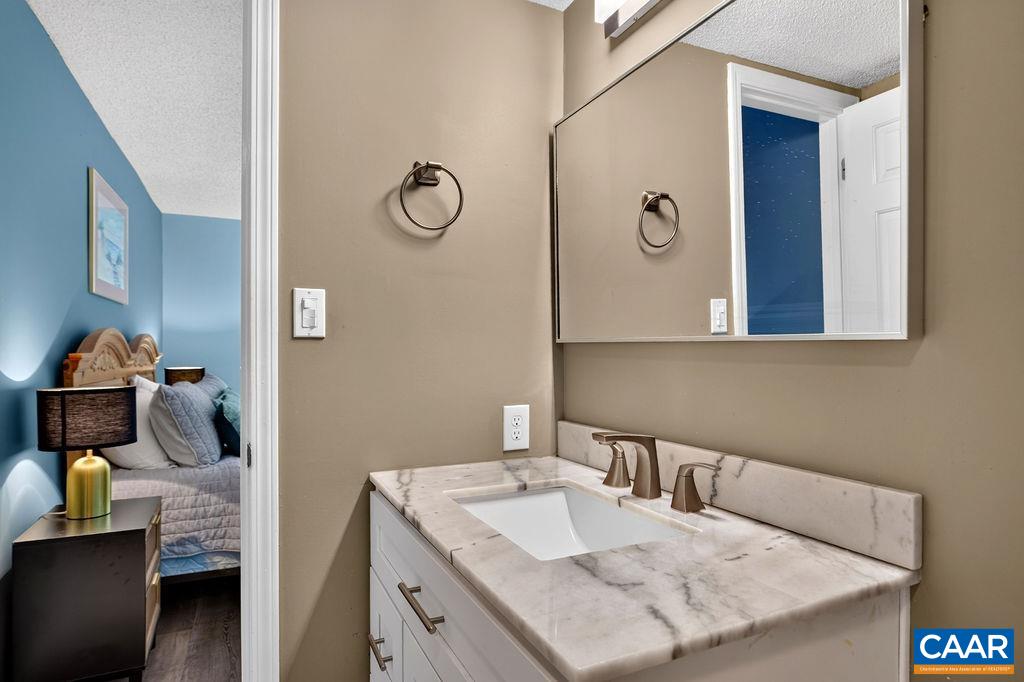 3208 NORTH RIDGE CONDOS, WINTERGREEN, Virginia 22967, 2 Bedrooms Bedrooms, ,2 BathroomsBathrooms,Residential,3208 NORTH RIDGE CONDOS,683102 MLS # 683102 3208 NORTH RIDGE CONDOS, WINTERGREEN, Virginia 22967, 2 Bedrooms Bedrooms, ,2 BathroomsBathrooms,Residential,3208 NORTH RIDGE CONDOS,683102 MLS # 683102