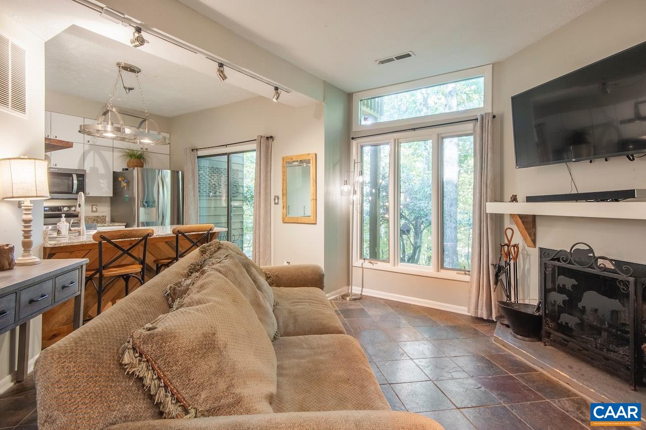 712 LAURELWOOD CONDOS, WINTERGREEN RESORT, Virginia 22967, 1 Bedroom Bedrooms, ,1 BathroomBathrooms,Residential,712 LAURELWOOD CONDOS,683103 MLS # 683103 712 LAURELWOOD CONDOS, WINTERGREEN RESORT, Virginia 22967, 1 Bedroom Bedrooms, ,1 BathroomBathrooms,Residential,712 LAURELWOOD CONDOS,683103 MLS # 683103