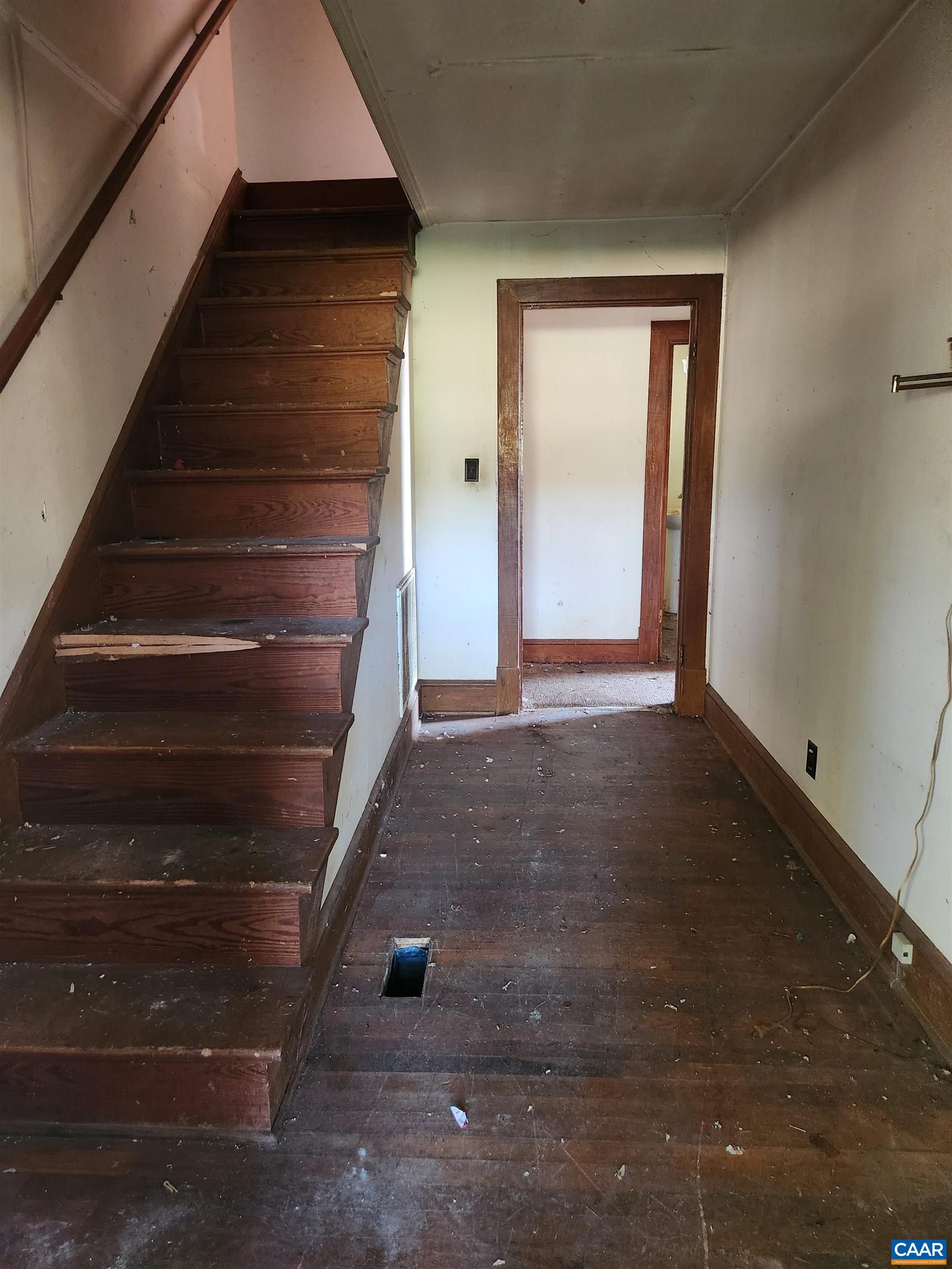 4200 DEEP CREEK RD, KENTS STORE, Virginia 23084, 3 Bedrooms Bedrooms, ,1 BathroomBathrooms,Residential,4200 DEEP CREEK RD,683106 MLS # 683106 4200 DEEP CREEK RD, KENTS STORE, Virginia 23084, 3 Bedrooms Bedrooms, ,1 BathroomBathrooms,Residential,4200 DEEP CREEK RD,683106 MLS # 683106