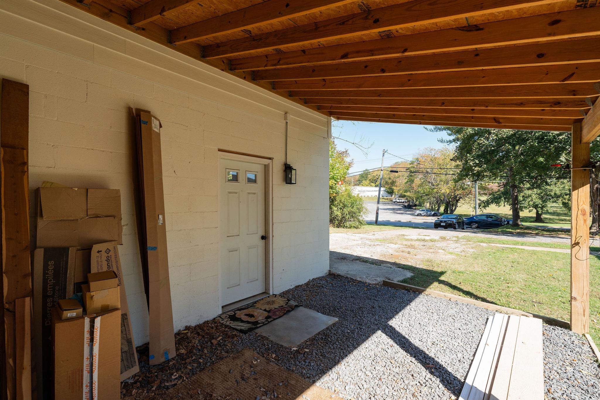 1405 BARTERBROOK RD, STAUNTON, Virginia 24401, 4 Bedrooms Bedrooms, ,2 BathroomsBathrooms,Residential,1405 BARTERBROOK RD,683108 MLS # 683108