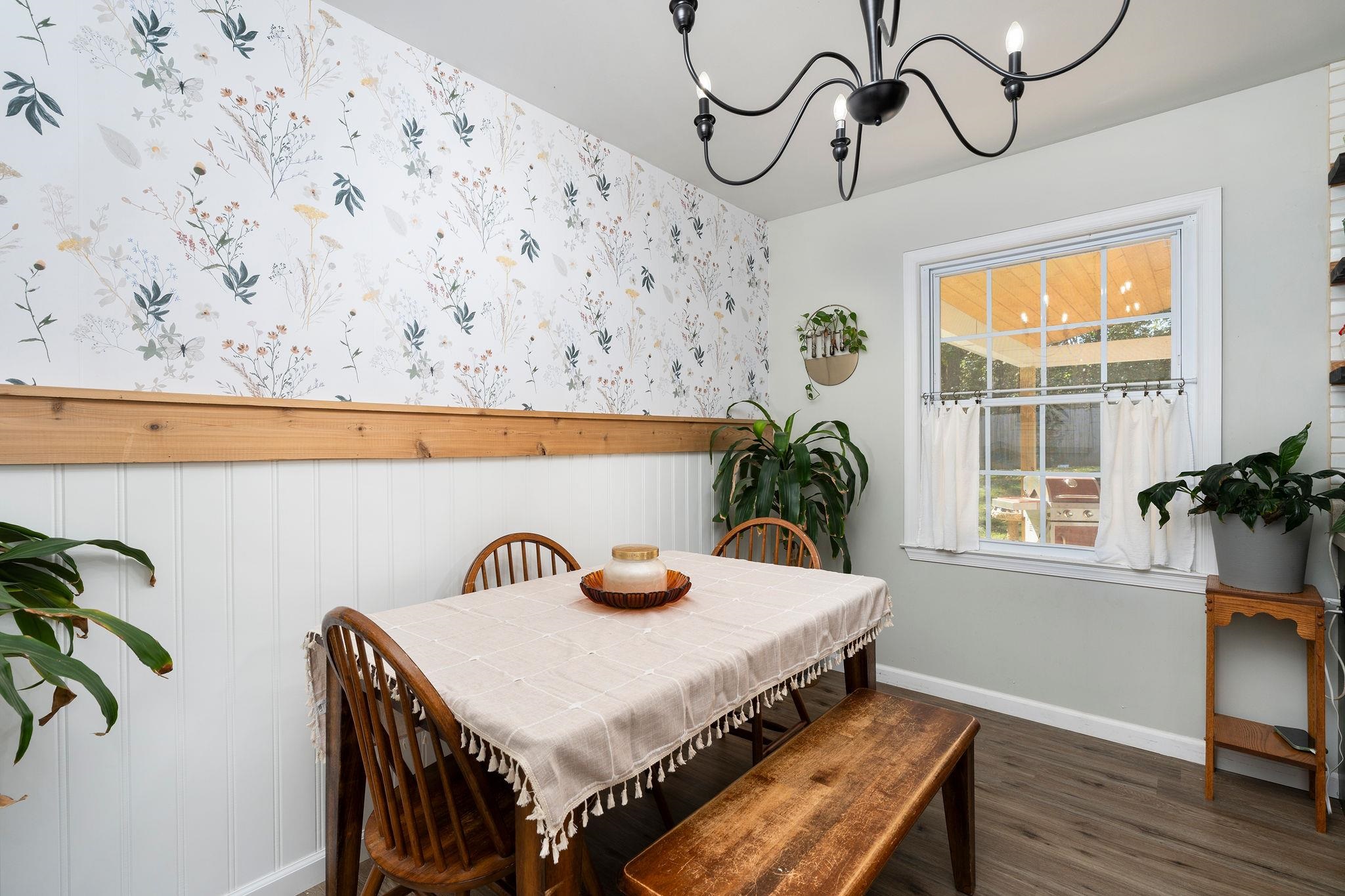 1405 BARTERBROOK RD, STAUNTON, Virginia 24401, 4 Bedrooms Bedrooms, ,2 BathroomsBathrooms,Residential,1405 BARTERBROOK RD,683108 MLS # 683108