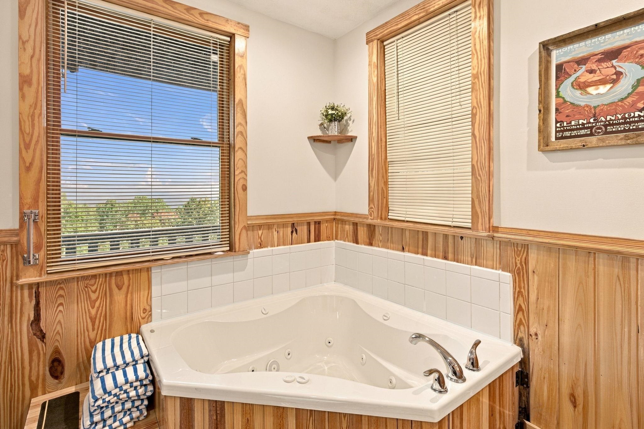 310 ROADS END LN, LURAY, Virginia 22835, 2 Bedrooms Bedrooms, ,2 BathroomsBathrooms,Residential,Shenandoah Solitude,310 ROADS END LN,683109 MLS # 683109 310 ROADS END LN, LURAY, Virginia 22835, 2 Bedrooms Bedrooms, ,2 BathroomsBathrooms,Residential,Shenandoah Solitude,310 ROADS END LN,683109 MLS # 683109