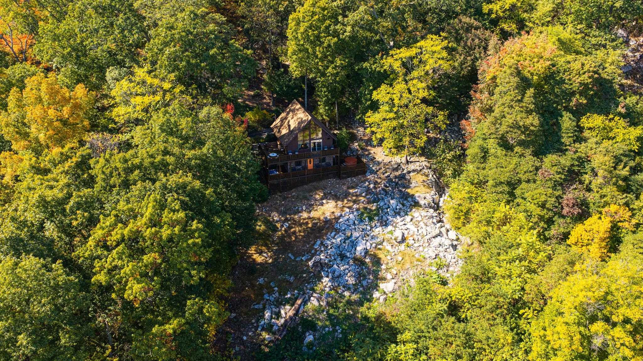 310 ROADS END LN, LURAY, Virginia 22835, 2 Bedrooms Bedrooms, ,2 BathroomsBathrooms,Residential,Shenandoah Solitude,310 ROADS END LN,683109 MLS # 683109 310 ROADS END LN, LURAY, Virginia 22835, 2 Bedrooms Bedrooms, ,2 BathroomsBathrooms,Residential,Shenandoah Solitude,310 ROADS END LN,683109 MLS # 683109
