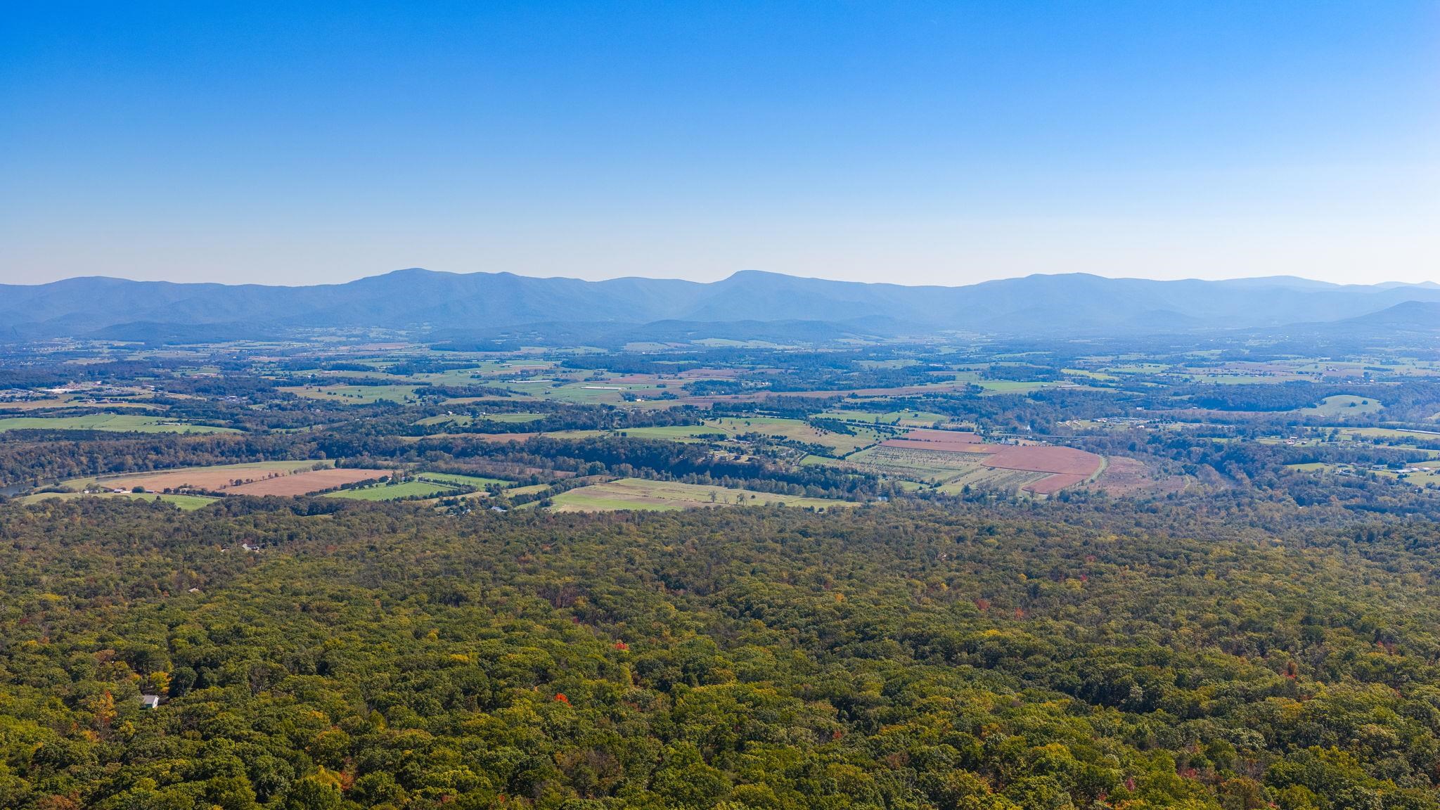 310 ROADS END LN, LURAY, Virginia 22835, 2 Bedrooms Bedrooms, ,2 BathroomsBathrooms,Residential,Shenandoah Solitude,310 ROADS END LN,683109 MLS # 683109 310 ROADS END LN, LURAY, Virginia 22835, 2 Bedrooms Bedrooms, ,2 BathroomsBathrooms,Residential,Shenandoah Solitude,310 ROADS END LN,683109 MLS # 683109