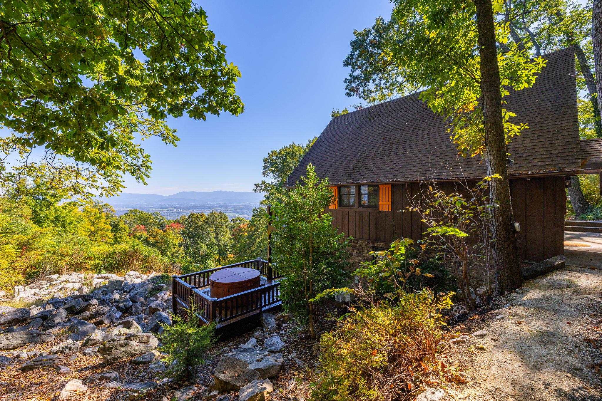 310 ROADS END LN, LURAY, Virginia 22835, 2 Bedrooms Bedrooms, ,2 BathroomsBathrooms,Residential,Shenandoah Solitude,310 ROADS END LN,683109 MLS # 683109 310 ROADS END LN, LURAY, Virginia 22835, 2 Bedrooms Bedrooms, ,2 BathroomsBathrooms,Residential,Shenandoah Solitude,310 ROADS END LN,683109 MLS # 683109