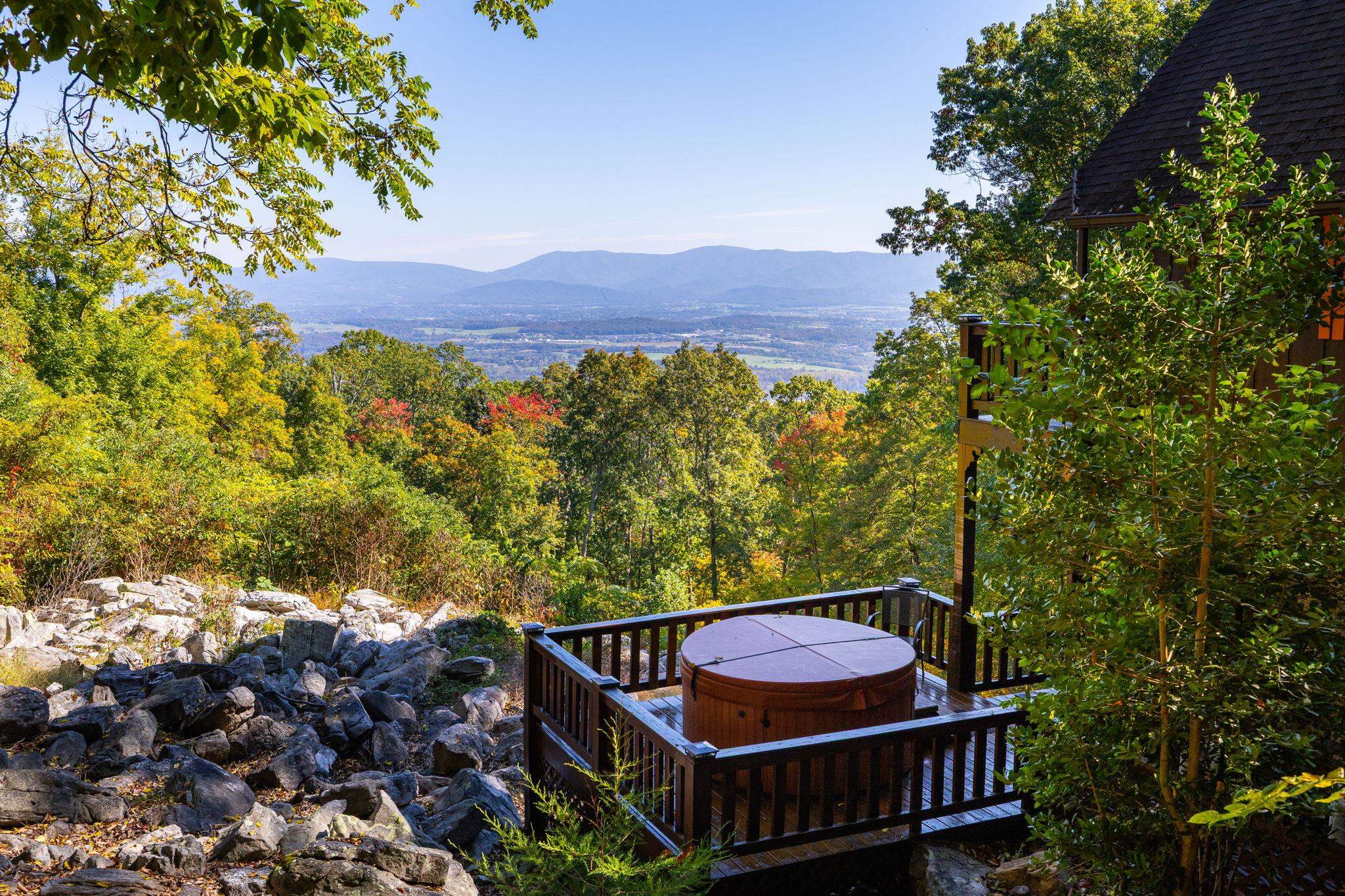 310 ROADS END LN, LURAY, Virginia 22835, 2 Bedrooms Bedrooms, ,2 BathroomsBathrooms,Residential,Shenandoah Solitude,310 ROADS END LN,683109 MLS # 683109 310 ROADS END LN, LURAY, Virginia 22835, 2 Bedrooms Bedrooms, ,2 BathroomsBathrooms,Residential,Shenandoah Solitude,310 ROADS END LN,683109 MLS # 683109