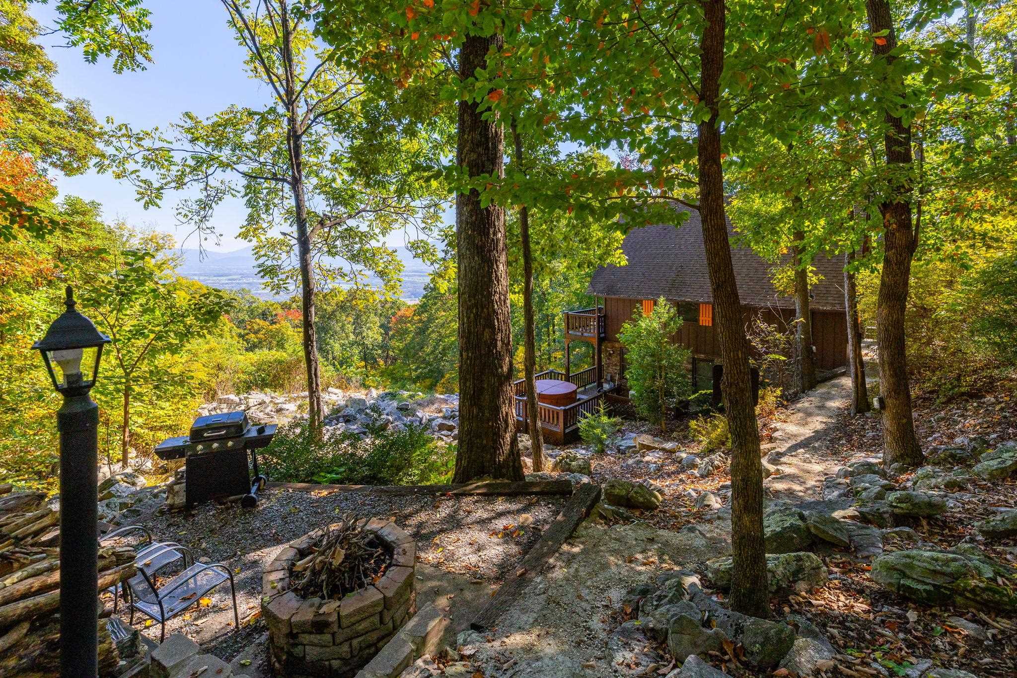 310 ROADS END LN, LURAY, Virginia 22835, 2 Bedrooms Bedrooms, ,2 BathroomsBathrooms,Residential,Shenandoah Solitude,310 ROADS END LN,683109 MLS # 683109 310 ROADS END LN, LURAY, Virginia 22835, 2 Bedrooms Bedrooms, ,2 BathroomsBathrooms,Residential,Shenandoah Solitude,310 ROADS END LN,683109 MLS # 683109
