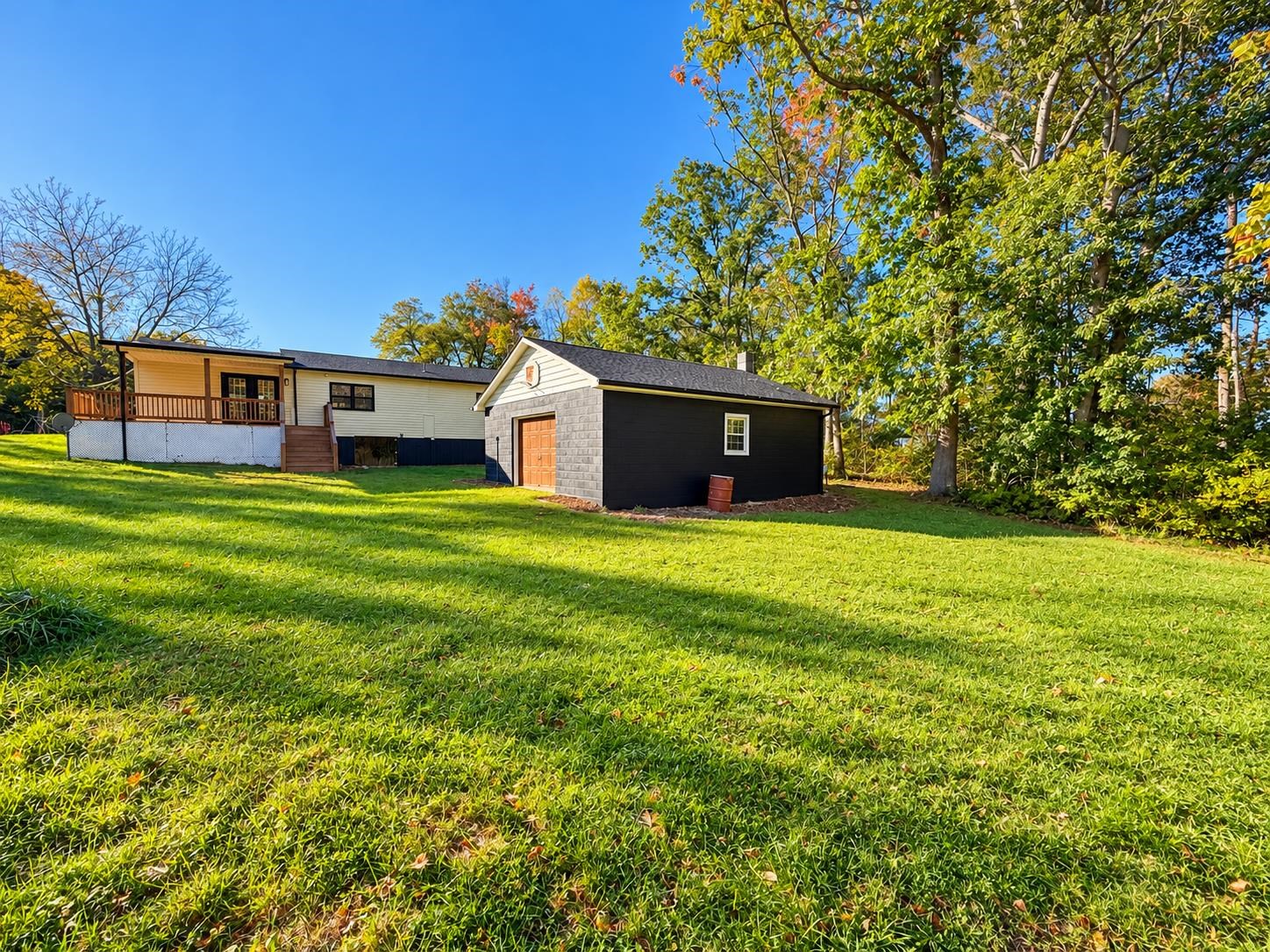 84 GREENBRIAR LN, STUARTS DRAFT, Virginia 24477, 3 Bedrooms Bedrooms, ,2 BathroomsBathrooms,Residential,84 GREENBRIAR LN,683111 MLS # 683111