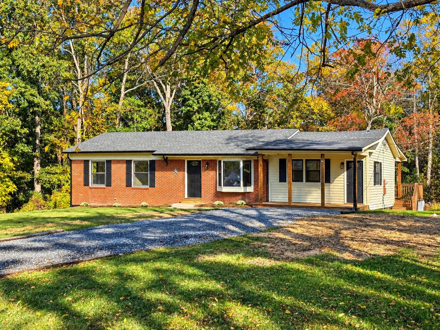 84 GREENBRIAR LN, STUARTS DRAFT, Virginia 24477, 3 Bedrooms Bedrooms, ,2 BathroomsBathrooms,Residential,84 GREENBRIAR LN,683111 MLS # 683111