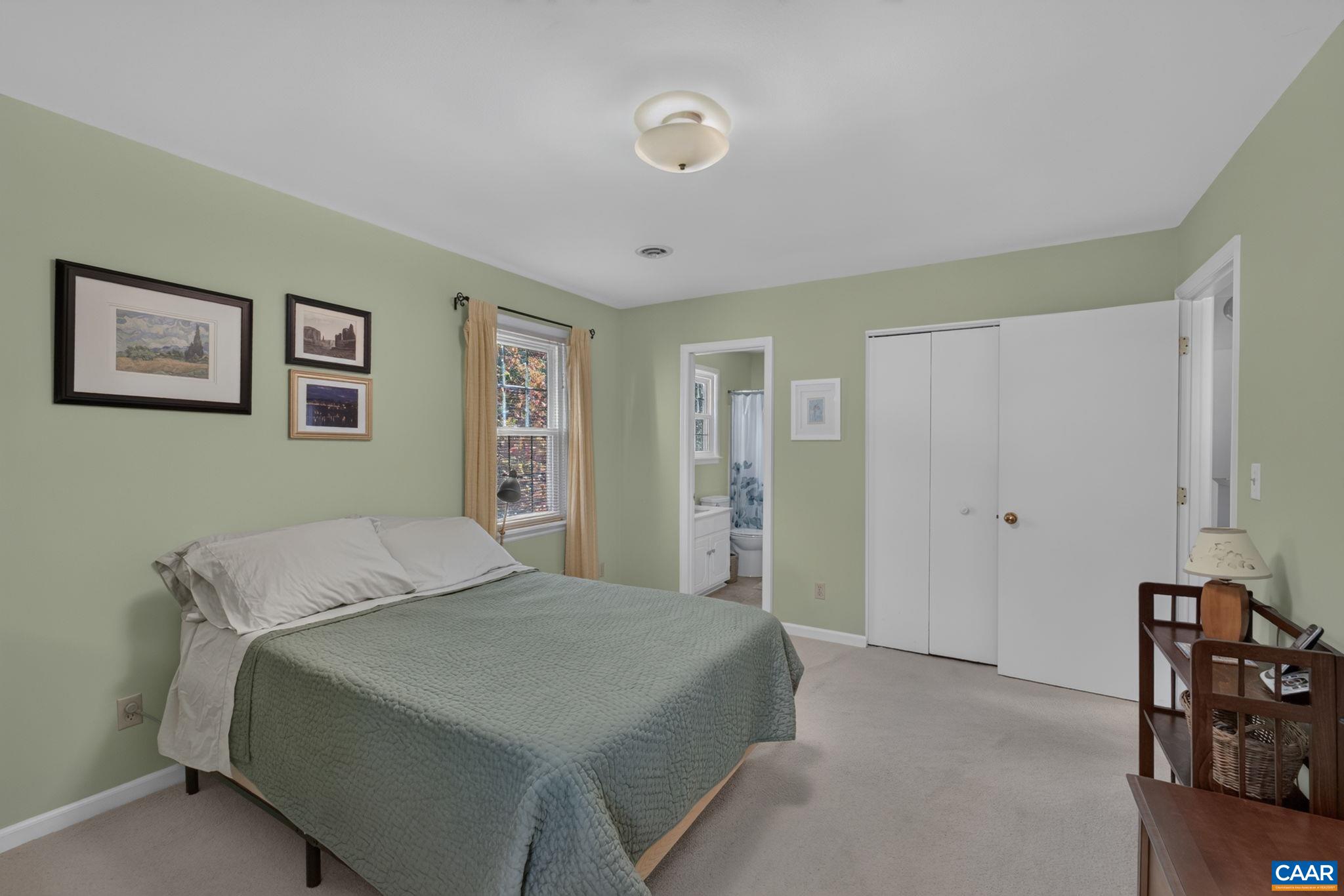 1725 GOLDENTREE PL, CHARLOTTESVILLE, Virginia 22911, 4 Bedrooms Bedrooms, ,2 BathroomsBathrooms,Residential,1725 GOLDENTREE PL,683117 MLS # 683117