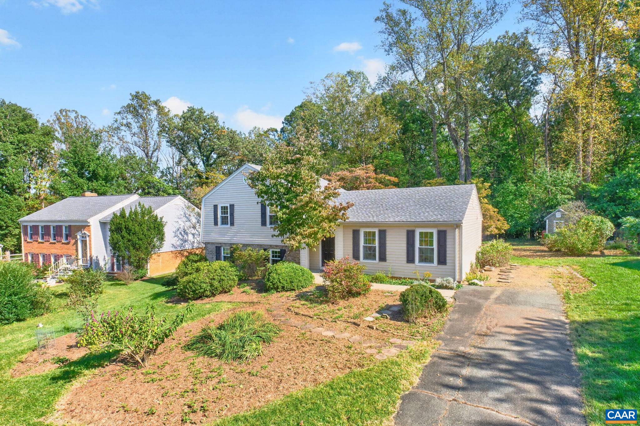 1725 GOLDENTREE PL, CHARLOTTESVILLE, Virginia 22911, 4 Bedrooms Bedrooms, ,2 BathroomsBathrooms,Residential,1725 GOLDENTREE PL,683117 MLS # 683117