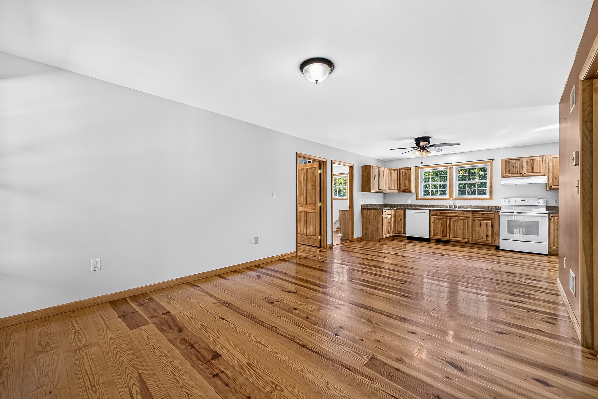 325 OLD WAGON RD, LURAY, Virginia 22835, 3 Bedrooms Bedrooms, ,2 BathroomsBathrooms,Residential,325 OLD WAGON RD,682870 MLS # 682870 325 OLD WAGON RD, LURAY, Virginia 22835, 3 Bedrooms Bedrooms, ,2 BathroomsBathrooms,Residential,325 OLD WAGON RD,682870 MLS # 682870