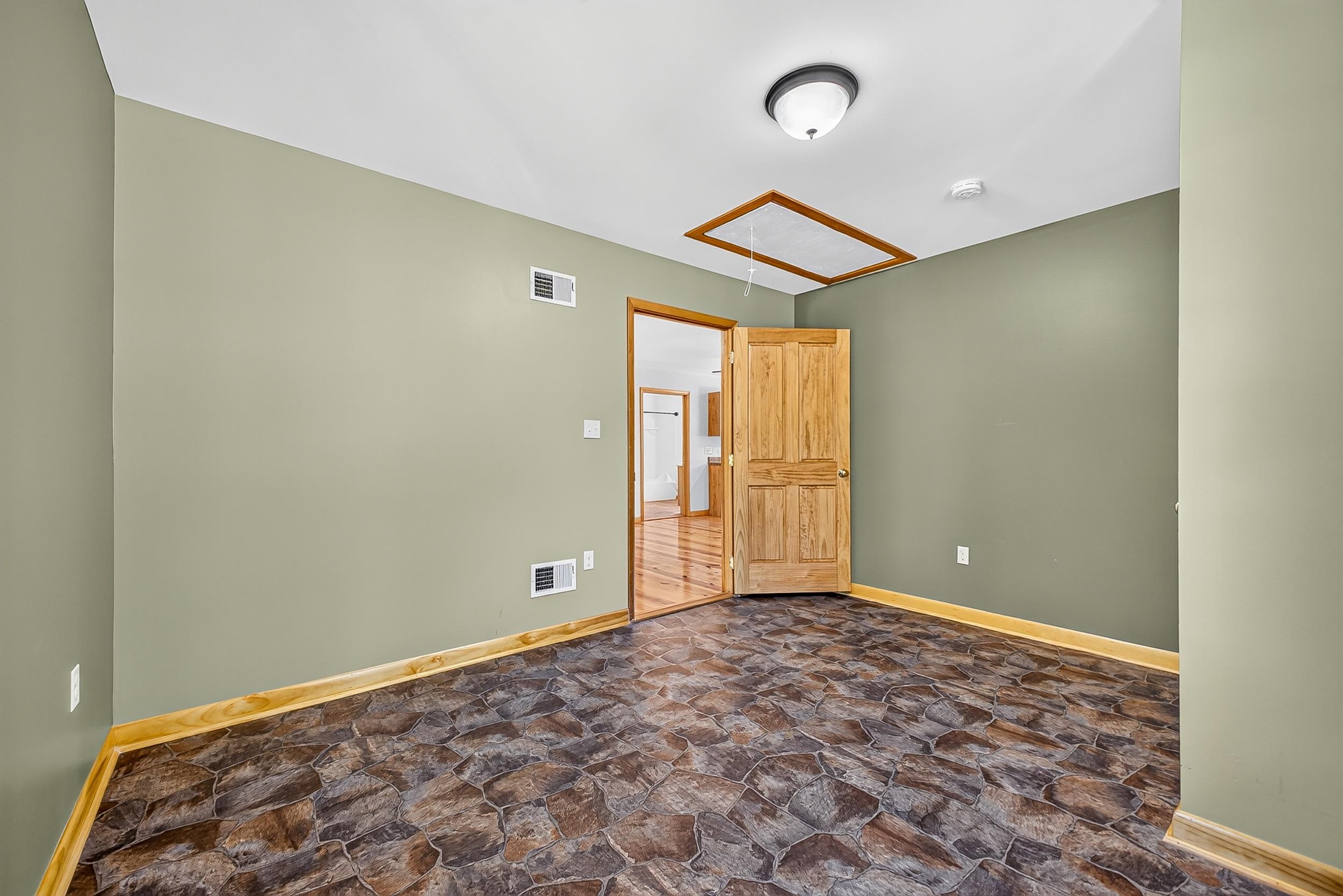 325 OLD WAGON RD, LURAY, Virginia 22835, 3 Bedrooms Bedrooms, ,2 BathroomsBathrooms,Residential,325 OLD WAGON RD,682870 MLS # 682870 325 OLD WAGON RD, LURAY, Virginia 22835, 3 Bedrooms Bedrooms, ,2 BathroomsBathrooms,Residential,325 OLD WAGON RD,682870 MLS # 682870