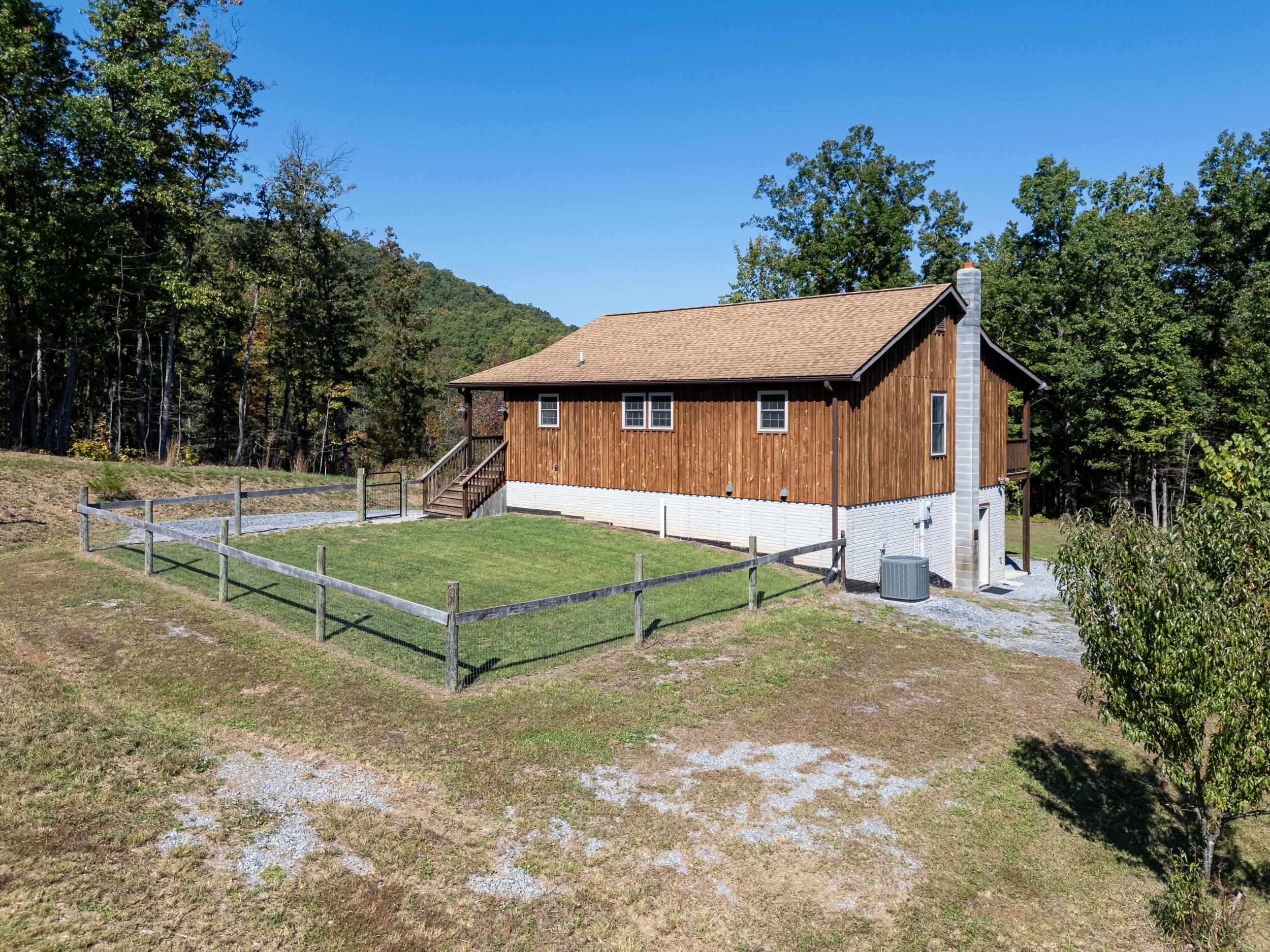 325 OLD WAGON RD, LURAY, Virginia 22835, 3 Bedrooms Bedrooms, ,2 BathroomsBathrooms,Residential,325 OLD WAGON RD,682870 MLS # 682870 325 OLD WAGON RD, LURAY, Virginia 22835, 3 Bedrooms Bedrooms, ,2 BathroomsBathrooms,Residential,325 OLD WAGON RD,682870 MLS # 682870