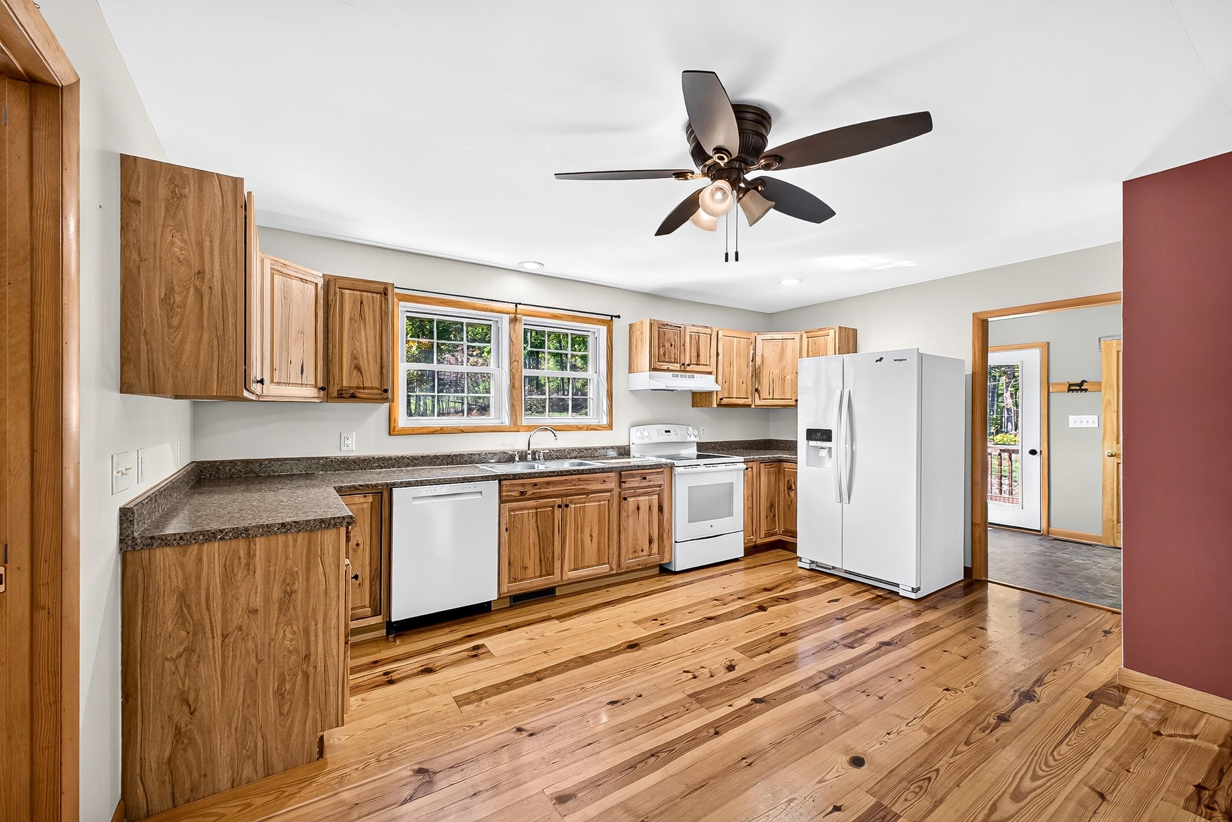 325 OLD WAGON RD, LURAY, Virginia 22835, 3 Bedrooms Bedrooms, ,2 BathroomsBathrooms,Residential,325 OLD WAGON RD,682870 MLS # 682870 325 OLD WAGON RD, LURAY, Virginia 22835, 3 Bedrooms Bedrooms, ,2 BathroomsBathrooms,Residential,325 OLD WAGON RD,682870 MLS # 682870