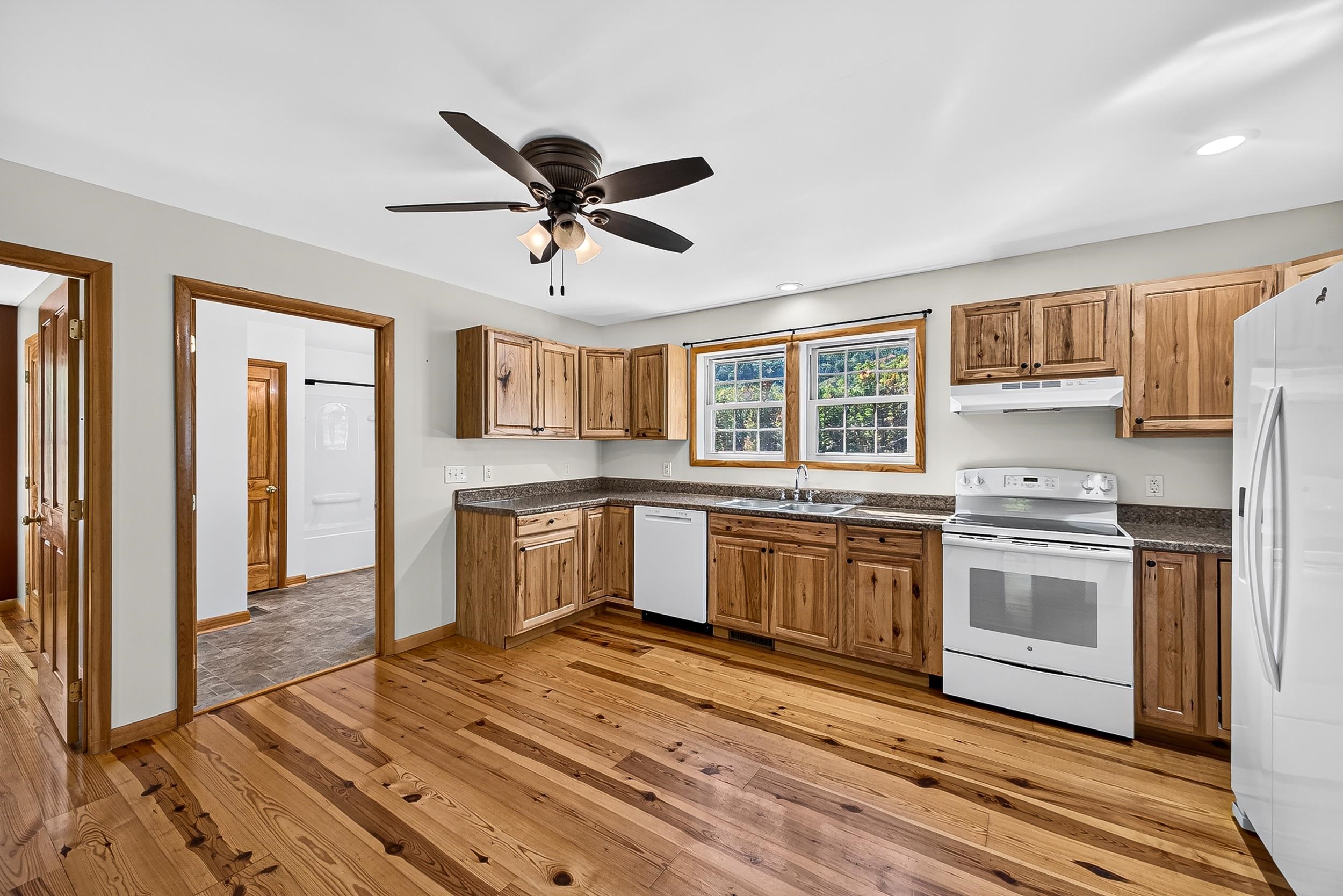 325 OLD WAGON RD, LURAY, Virginia 22835, 3 Bedrooms Bedrooms, ,2 BathroomsBathrooms,Residential,325 OLD WAGON RD,682870 MLS # 682870 325 OLD WAGON RD, LURAY, Virginia 22835, 3 Bedrooms Bedrooms, ,2 BathroomsBathrooms,Residential,325 OLD WAGON RD,682870 MLS # 682870