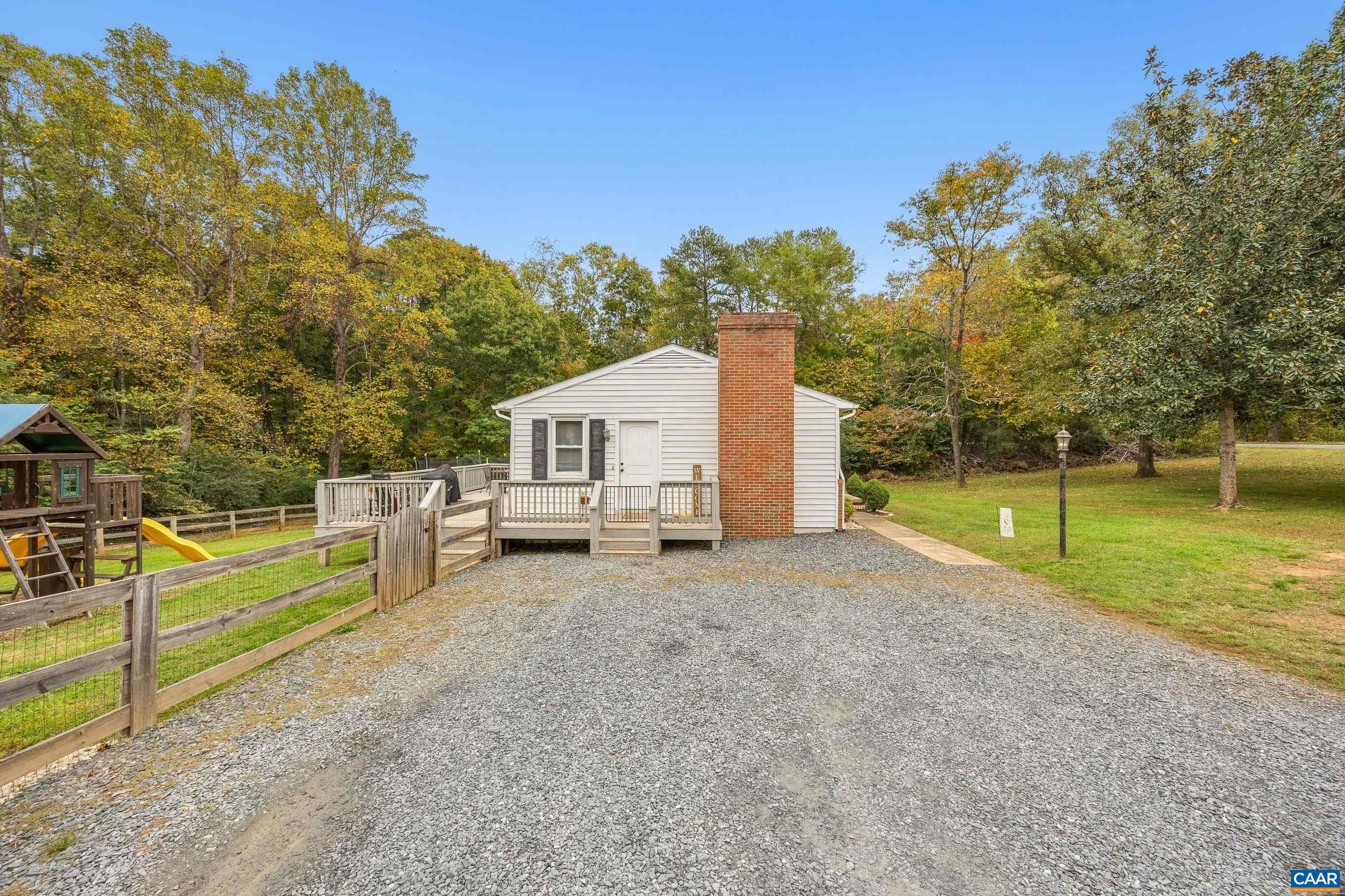 2510 THOMAS JEFFERSON PKWY, PALMYRA, Virginia 22963, 3 Bedrooms Bedrooms, ,2 BathroomsBathrooms,Residential,2510 THOMAS JEFFERSON PKWY,682874 MLS # 682874 2510 THOMAS JEFFERSON PKWY, PALMYRA, Virginia 22963, 3 Bedrooms Bedrooms, ,2 BathroomsBathrooms,Residential,2510 THOMAS JEFFERSON PKWY,682874 MLS # 682874