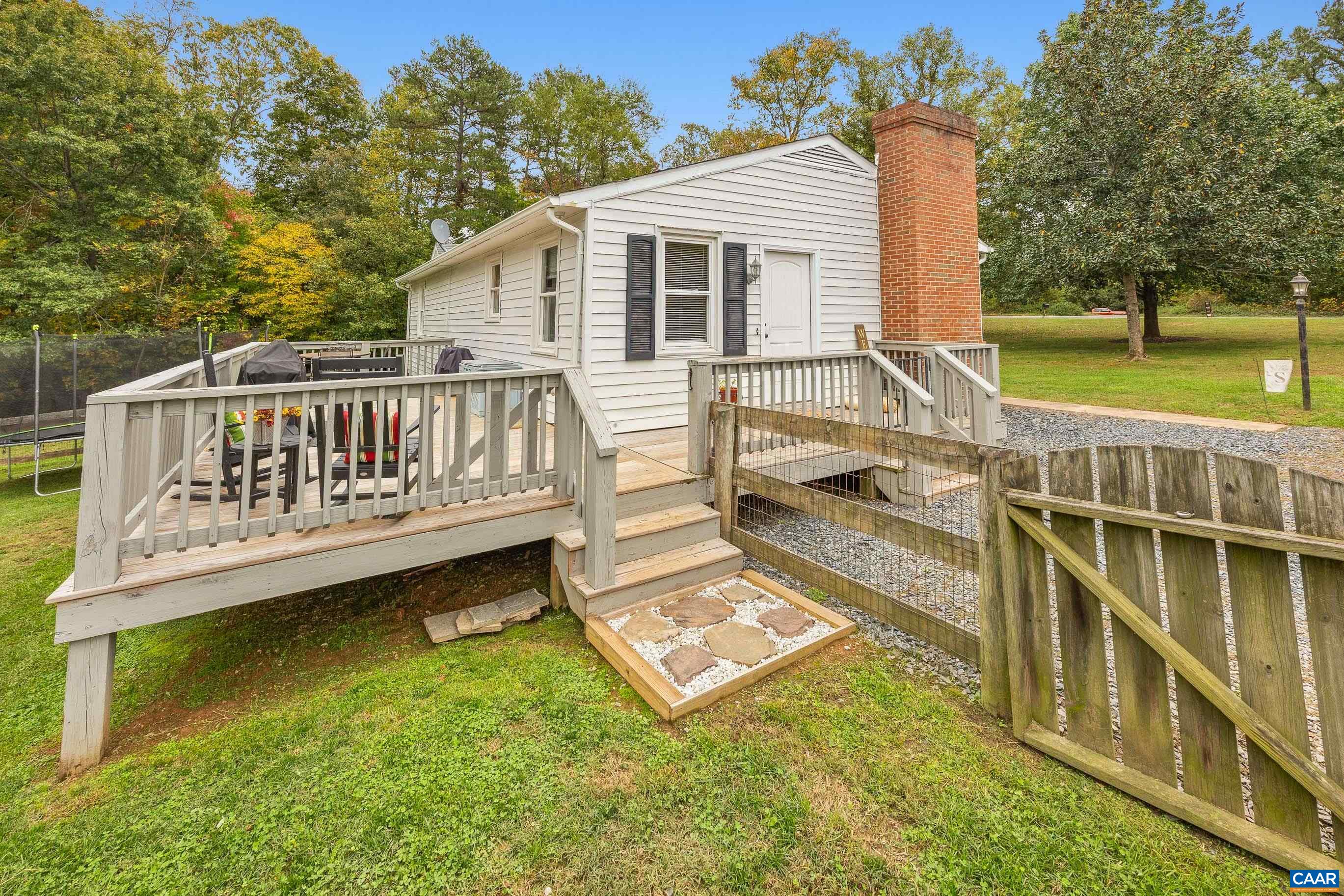 2510 THOMAS JEFFERSON PKWY, PALMYRA, Virginia 22963, 3 Bedrooms Bedrooms, ,2 BathroomsBathrooms,Residential,2510 THOMAS JEFFERSON PKWY,682874 MLS # 682874 2510 THOMAS JEFFERSON PKWY, PALMYRA, Virginia 22963, 3 Bedrooms Bedrooms, ,2 BathroomsBathrooms,Residential,2510 THOMAS JEFFERSON PKWY,682874 MLS # 682874