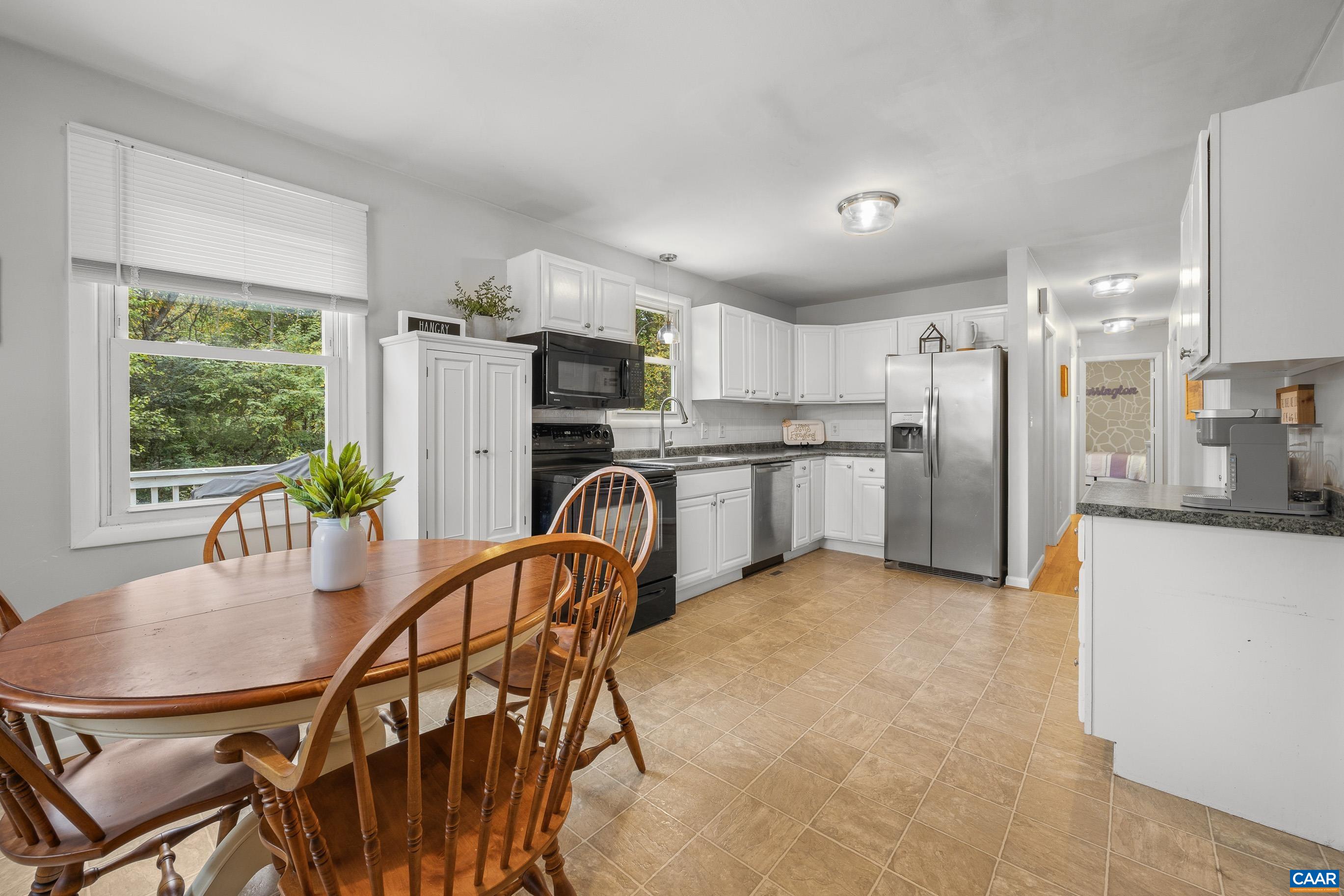 2510 THOMAS JEFFERSON PKWY, PALMYRA, Virginia 22963, 3 Bedrooms Bedrooms, ,2 BathroomsBathrooms,Residential,2510 THOMAS JEFFERSON PKWY,682874 MLS # 682874 2510 THOMAS JEFFERSON PKWY, PALMYRA, Virginia 22963, 3 Bedrooms Bedrooms, ,2 BathroomsBathrooms,Residential,2510 THOMAS JEFFERSON PKWY,682874 MLS # 682874