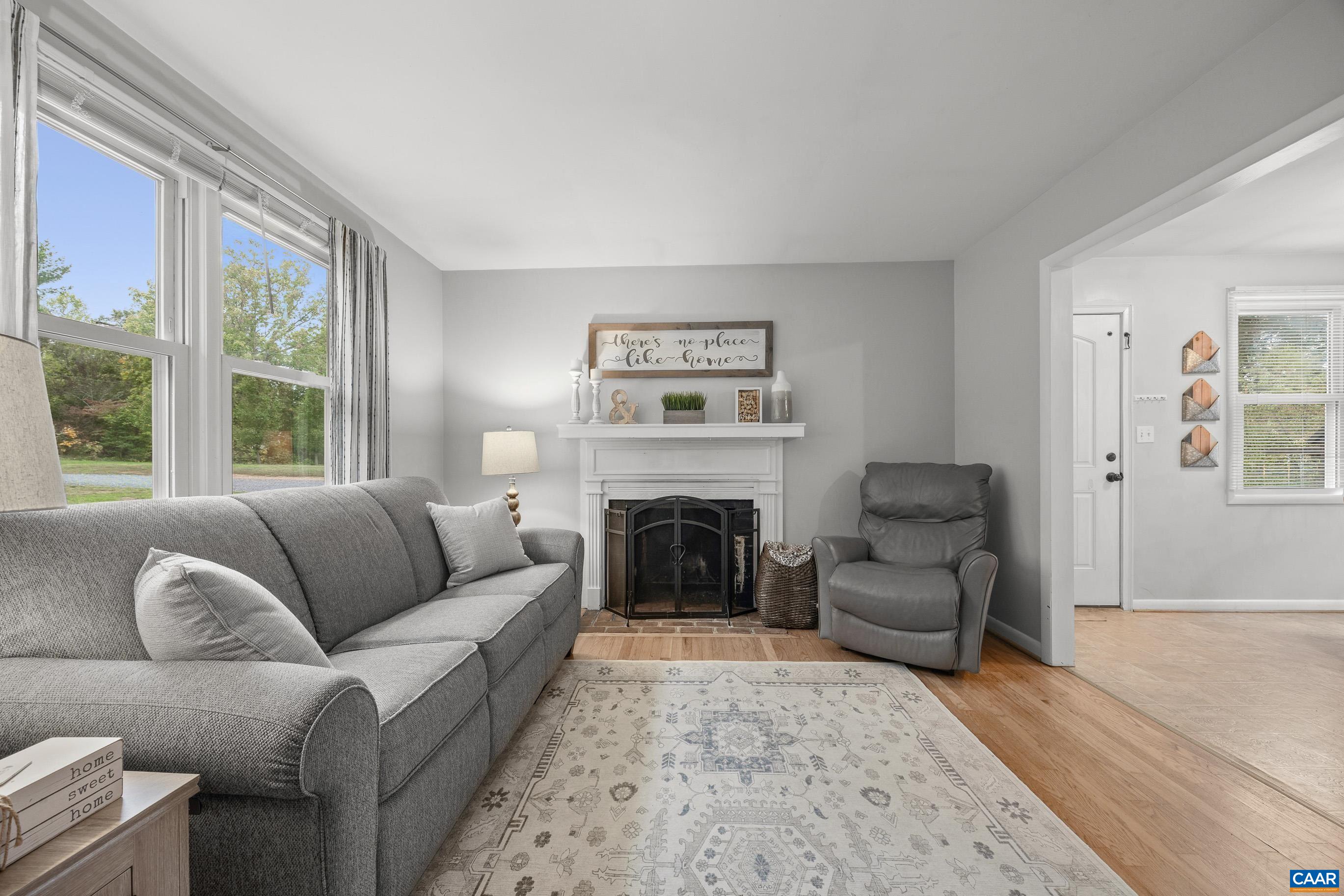2510 THOMAS JEFFERSON PKWY, PALMYRA, Virginia 22963, 3 Bedrooms Bedrooms, ,2 BathroomsBathrooms,Residential,2510 THOMAS JEFFERSON PKWY,682874 MLS # 682874 2510 THOMAS JEFFERSON PKWY, PALMYRA, Virginia 22963, 3 Bedrooms Bedrooms, ,2 BathroomsBathrooms,Residential,2510 THOMAS JEFFERSON PKWY,682874 MLS # 682874