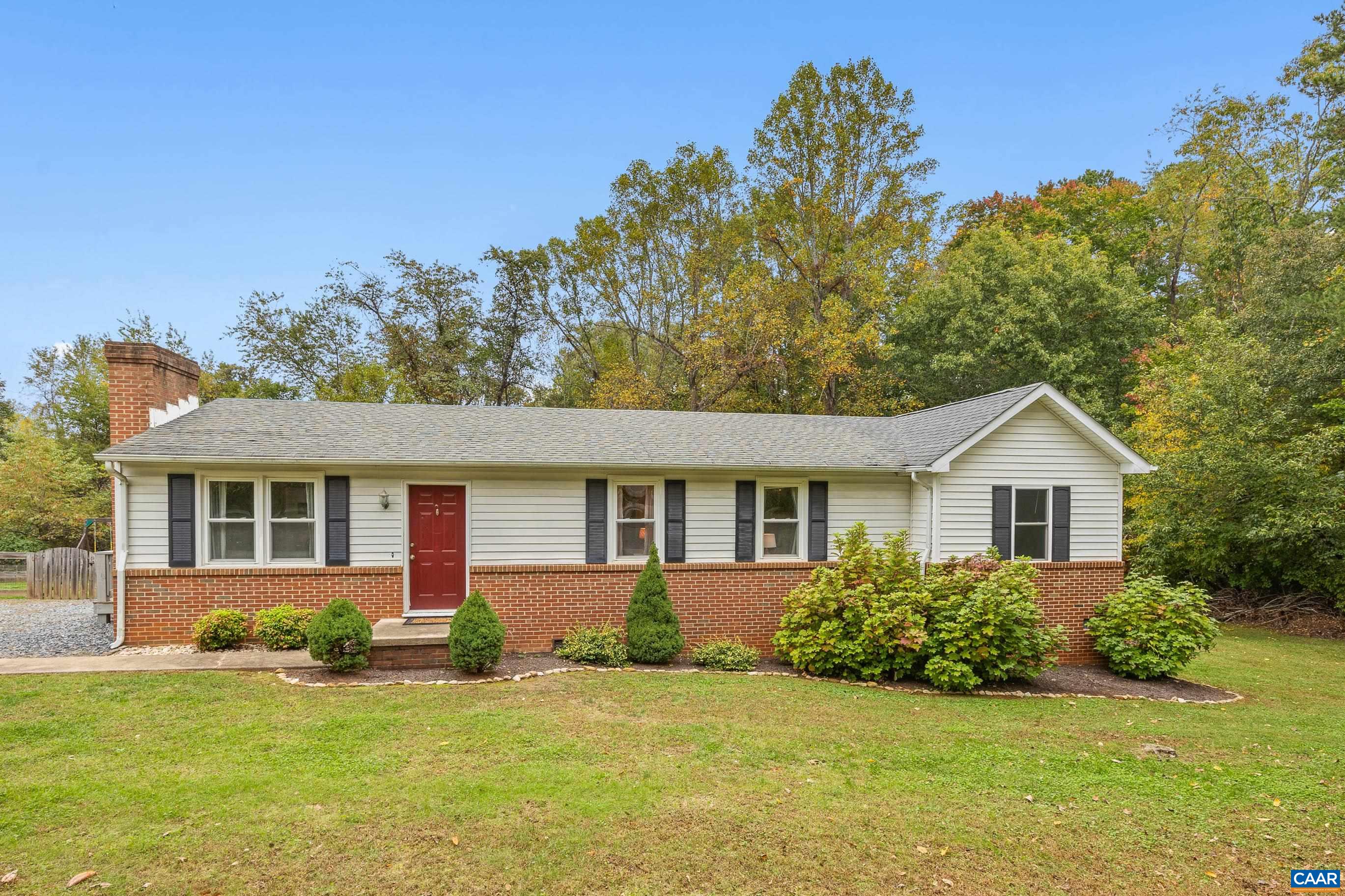 2510 THOMAS JEFFERSON PKWY, PALMYRA, Virginia 22963, 3 Bedrooms Bedrooms, ,2 BathroomsBathrooms,Residential,2510 THOMAS JEFFERSON PKWY,682874 MLS # 682874 2510 THOMAS JEFFERSON PKWY, PALMYRA, Virginia 22963, 3 Bedrooms Bedrooms, ,2 BathroomsBathrooms,Residential,2510 THOMAS JEFFERSON PKWY,682874 MLS # 682874