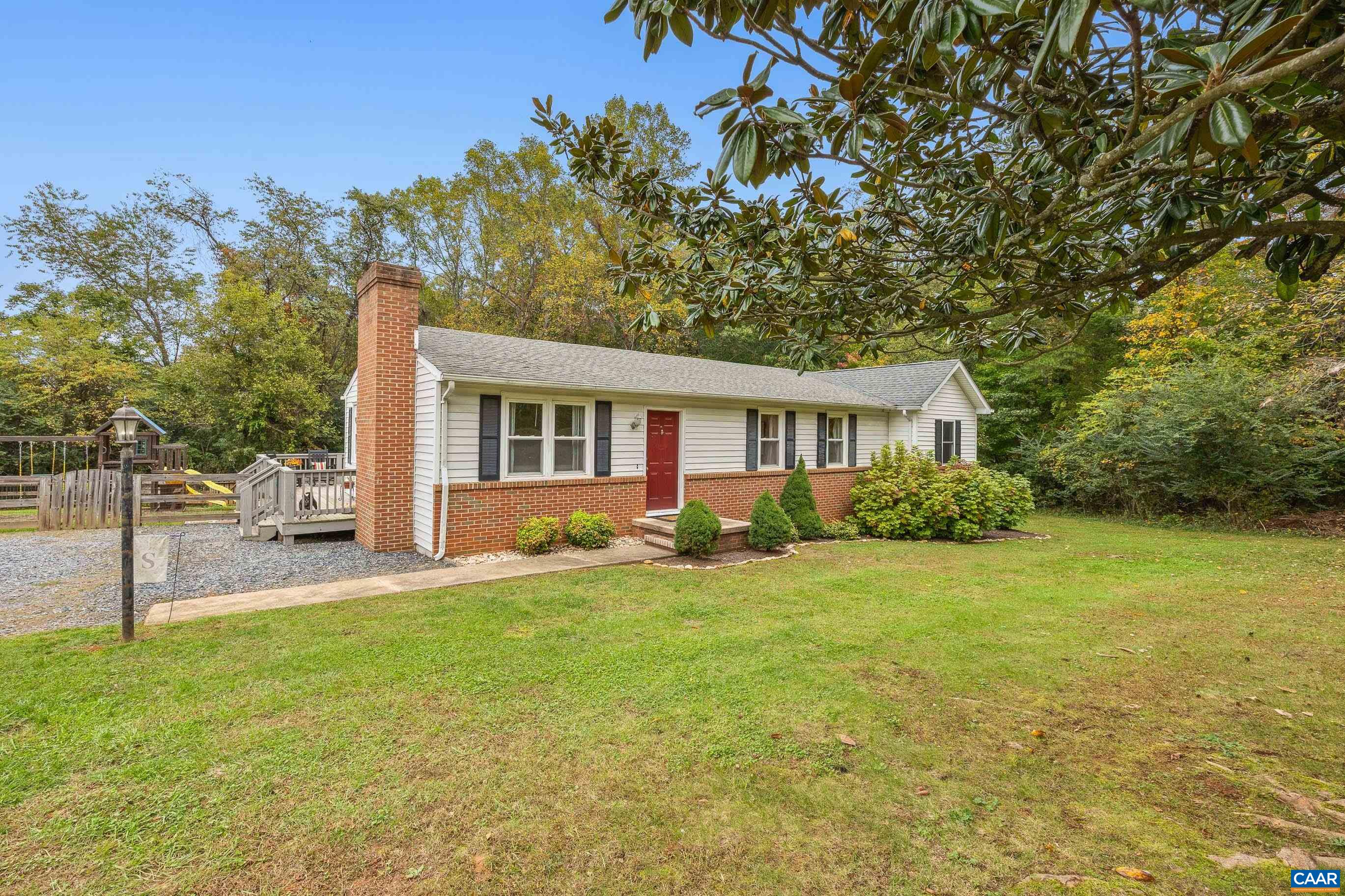 2510 THOMAS JEFFERSON PKWY, PALMYRA, Virginia 22963, 3 Bedrooms Bedrooms, ,2 BathroomsBathrooms,Residential,2510 THOMAS JEFFERSON PKWY,682874 MLS # 682874 2510 THOMAS JEFFERSON PKWY, PALMYRA, Virginia 22963, 3 Bedrooms Bedrooms, ,2 BathroomsBathrooms,Residential,2510 THOMAS JEFFERSON PKWY,682874 MLS # 682874
