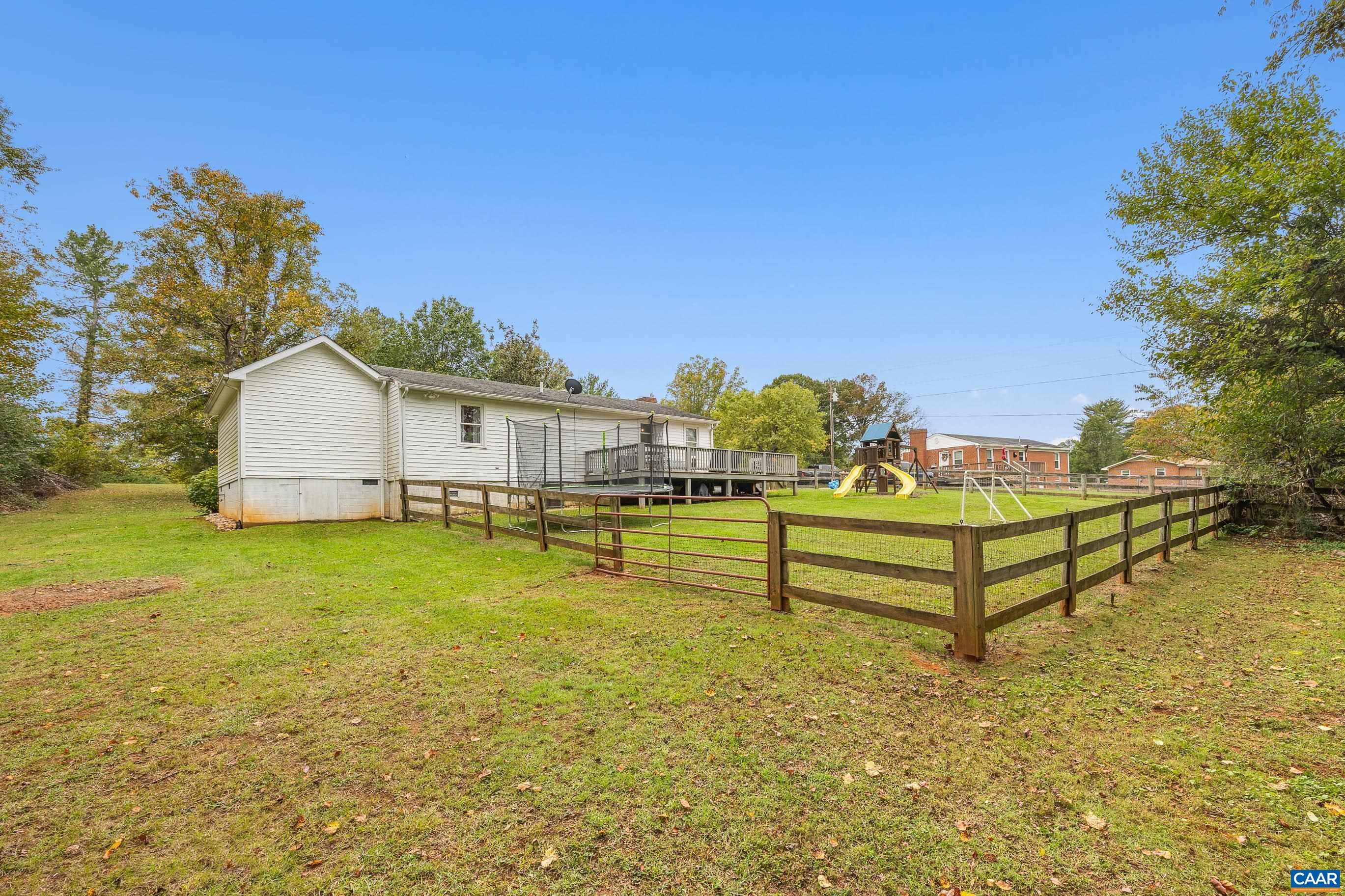 2510 THOMAS JEFFERSON PKWY, PALMYRA, Virginia 22963, 3 Bedrooms Bedrooms, ,2 BathroomsBathrooms,Residential,2510 THOMAS JEFFERSON PKWY,682874 MLS # 682874 2510 THOMAS JEFFERSON PKWY, PALMYRA, Virginia 22963, 3 Bedrooms Bedrooms, ,2 BathroomsBathrooms,Residential,2510 THOMAS JEFFERSON PKWY,682874 MLS # 682874