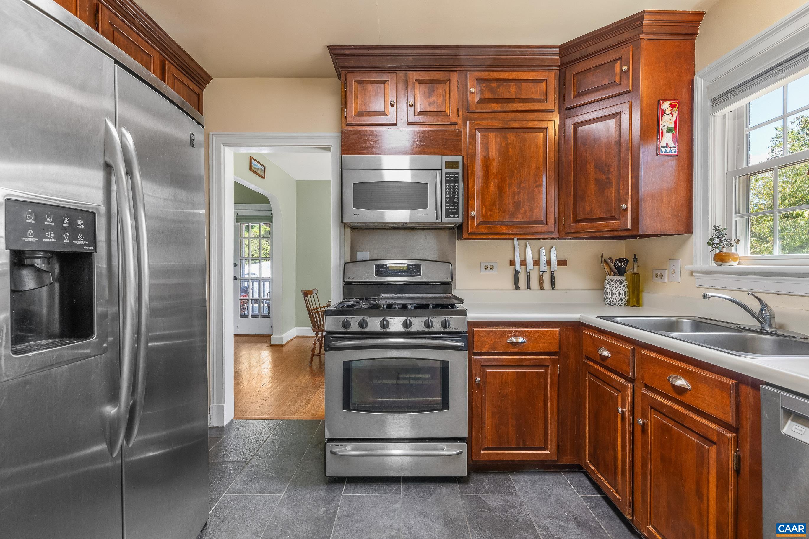1010 PARK ST, CHARLOTTESVILLE, Virginia 22901, 3 Bedrooms Bedrooms, ,2 BathroomsBathrooms,Residential,1010 PARK ST,682942 MLS # 682942