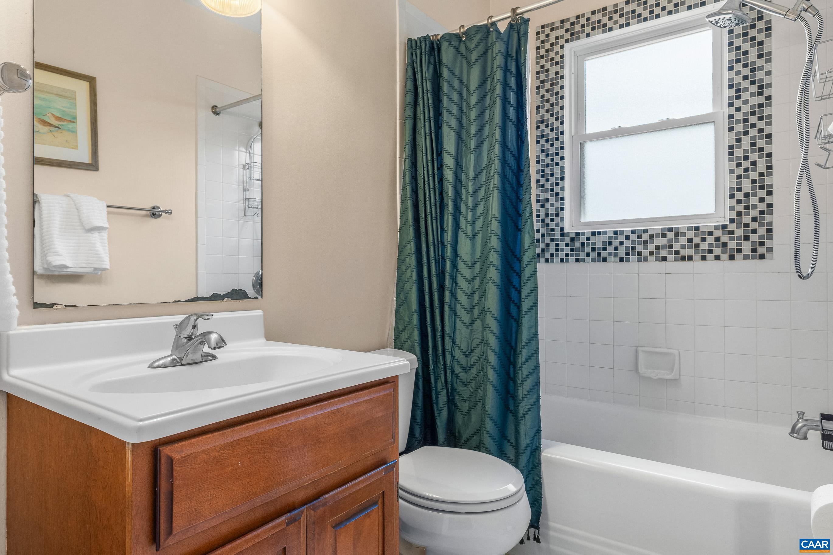 1010 PARK ST, CHARLOTTESVILLE, Virginia 22901, 3 Bedrooms Bedrooms, ,2 BathroomsBathrooms,Residential,1010 PARK ST,682942 MLS # 682942