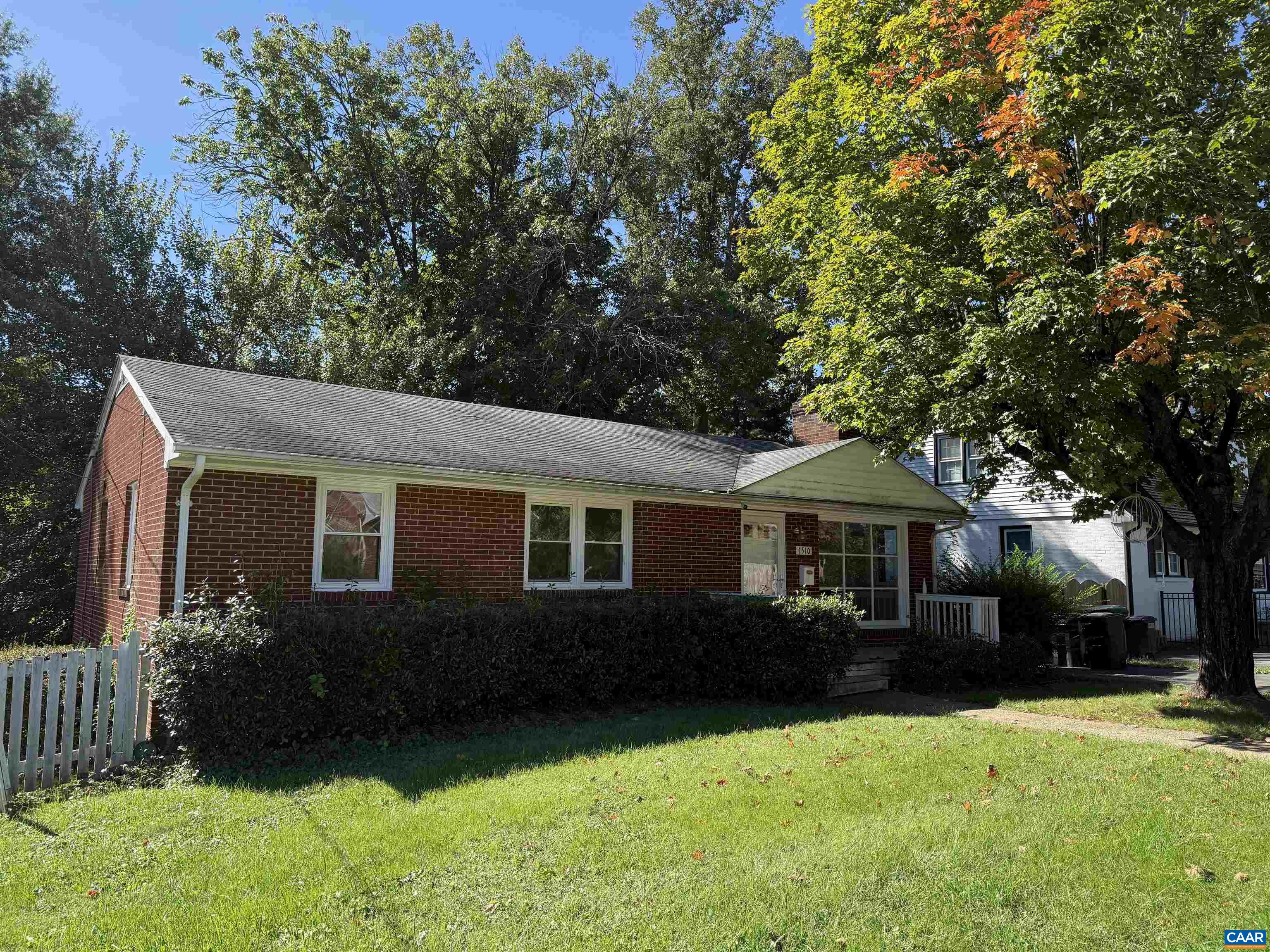 1510 AMHERST AVE, CHARLOTTESVILLE, Virginia 22903, 5 Bedrooms Bedrooms, ,3 BathroomsBathrooms,Residential,1510 AMHERST AVE,683044 MLS # 683044 1510 AMHERST AVE, CHARLOTTESVILLE, Virginia 22903, 5 Bedrooms Bedrooms, ,3 BathroomsBathrooms,Residential,1510 AMHERST AVE,683044 MLS # 683044