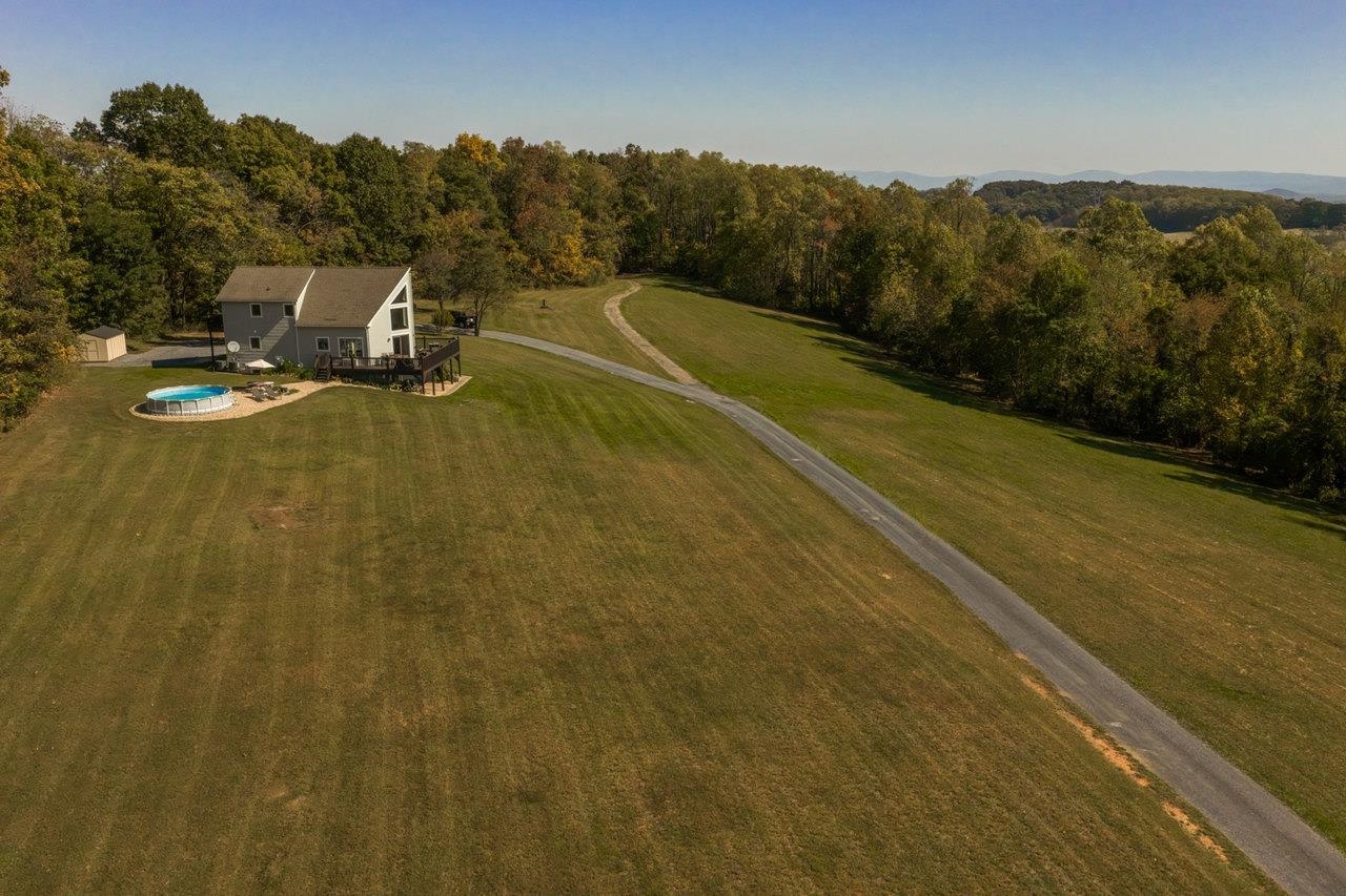 733 CHESTNUT RIDGE RD, STAUNTON, Virginia 24401, 4 Bedrooms Bedrooms, ,3 BathroomsBathrooms,Residential,733 CHESTNUT RIDGE RD,683118 MLS # 683118 733 CHESTNUT RIDGE RD, STAUNTON, Virginia 24401, 4 Bedrooms Bedrooms, ,3 BathroomsBathrooms,Residential,733 CHESTNUT RIDGE RD,683118 MLS # 683118