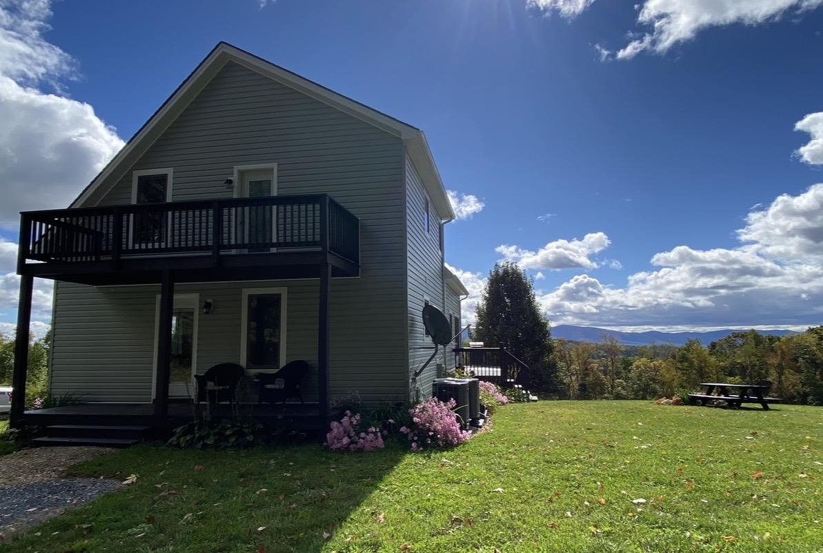 733 CHESTNUT RIDGE RD, STAUNTON, Virginia 24401, 4 Bedrooms Bedrooms, ,3 BathroomsBathrooms,Residential,733 CHESTNUT RIDGE RD,683118 MLS # 683118 733 CHESTNUT RIDGE RD, STAUNTON, Virginia 24401, 4 Bedrooms Bedrooms, ,3 BathroomsBathrooms,Residential,733 CHESTNUT RIDGE RD,683118 MLS # 683118