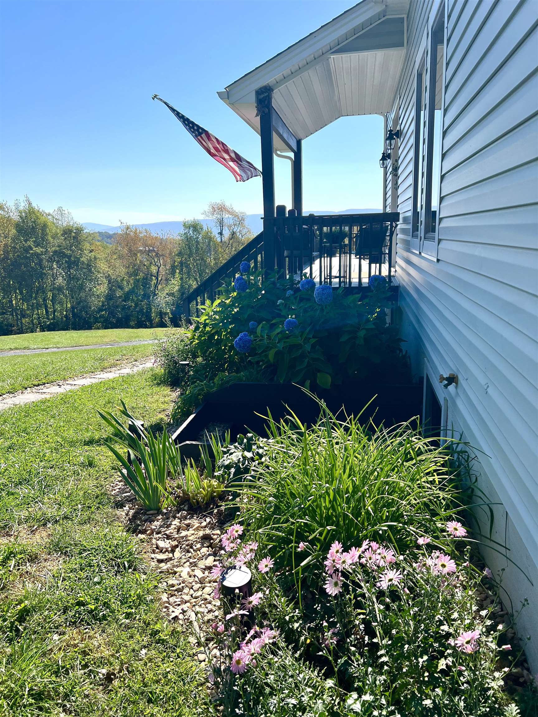 733 CHESTNUT RIDGE RD, STAUNTON, Virginia 24401, 4 Bedrooms Bedrooms, ,3 BathroomsBathrooms,Residential,733 CHESTNUT RIDGE RD,683118 MLS # 683118 733 CHESTNUT RIDGE RD, STAUNTON, Virginia 24401, 4 Bedrooms Bedrooms, ,3 BathroomsBathrooms,Residential,733 CHESTNUT RIDGE RD,683118 MLS # 683118