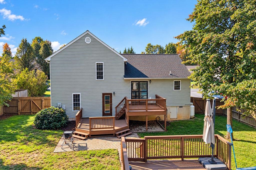 130 NORTHWOOD DR, WAYNESBORO, Virginia 22980, 3 Bedrooms Bedrooms, ,2 BathroomsBathrooms,Residential,130 NORTHWOOD DR,683119 MLS # 683119 130 NORTHWOOD DR, WAYNESBORO, Virginia 22980, 3 Bedrooms Bedrooms, ,2 BathroomsBathrooms,Residential,130 NORTHWOOD DR,683119 MLS # 683119