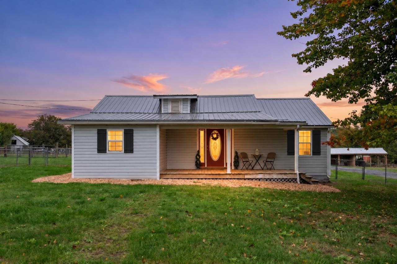 330 HOWARDSVILLE TPKE, STUARTS DRAFT, Virginia 24477, 3 Bedrooms Bedrooms, ,2 BathroomsBathrooms,Residential,330 HOWARDSVILLE TPKE,683122 MLS # 683122 330 HOWARDSVILLE TPKE, STUARTS DRAFT, Virginia 24477, 3 Bedrooms Bedrooms, ,2 BathroomsBathrooms,Residential,330 HOWARDSVILLE TPKE,683122 MLS # 683122