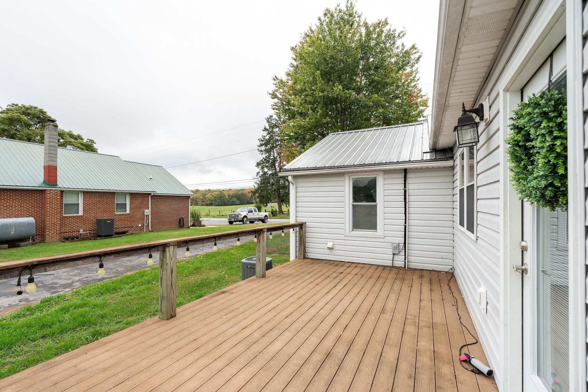 330 HOWARDSVILLE TPKE, STUARTS DRAFT, Virginia 24477, 3 Bedrooms Bedrooms, ,2 BathroomsBathrooms,Residential,330 HOWARDSVILLE TPKE,683122 MLS # 683122 330 HOWARDSVILLE TPKE, STUARTS DRAFT, Virginia 24477, 3 Bedrooms Bedrooms, ,2 BathroomsBathrooms,Residential,330 HOWARDSVILLE TPKE,683122 MLS # 683122