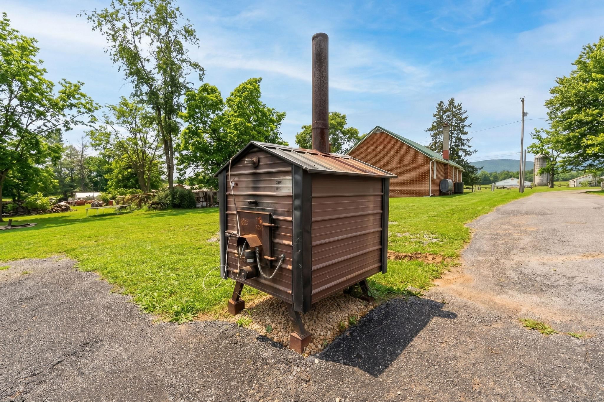 330 HOWARDSVILLE TPKE, STUARTS DRAFT, Virginia 24477, 3 Bedrooms Bedrooms, ,2 BathroomsBathrooms,Residential,330 HOWARDSVILLE TPKE,683122 MLS # 683122 330 HOWARDSVILLE TPKE, STUARTS DRAFT, Virginia 24477, 3 Bedrooms Bedrooms, ,2 BathroomsBathrooms,Residential,330 HOWARDSVILLE TPKE,683122 MLS # 683122